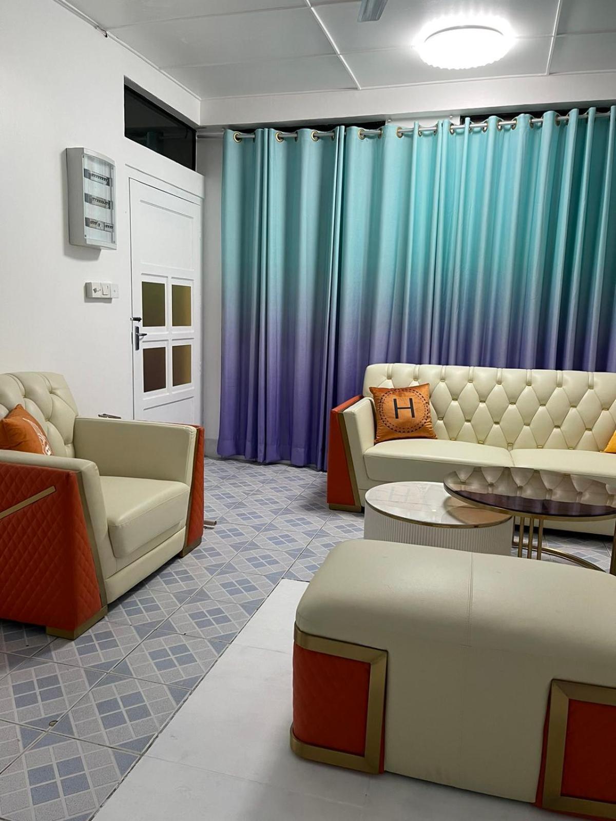 Ontrack Travel - room photo 5