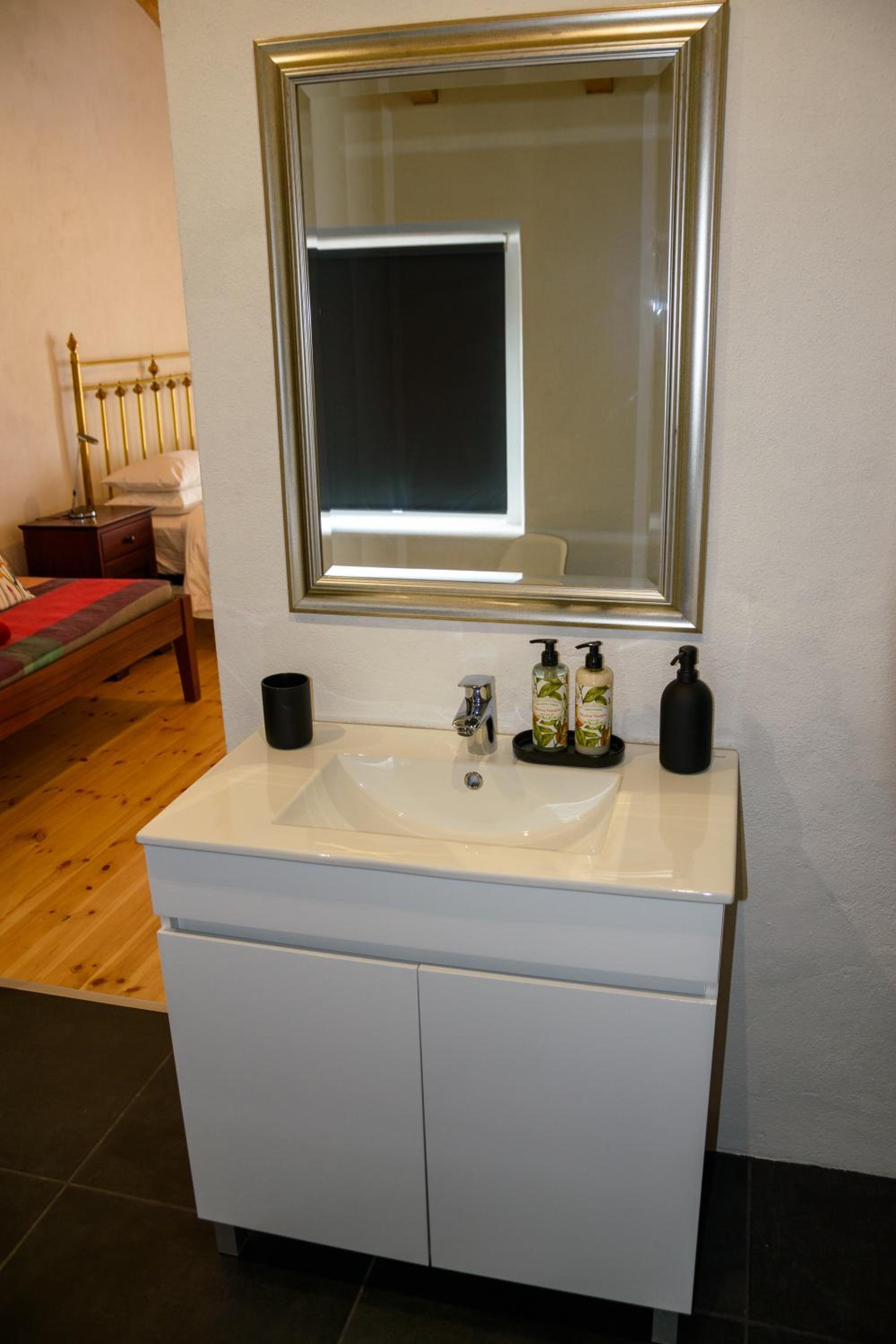 Photo 41