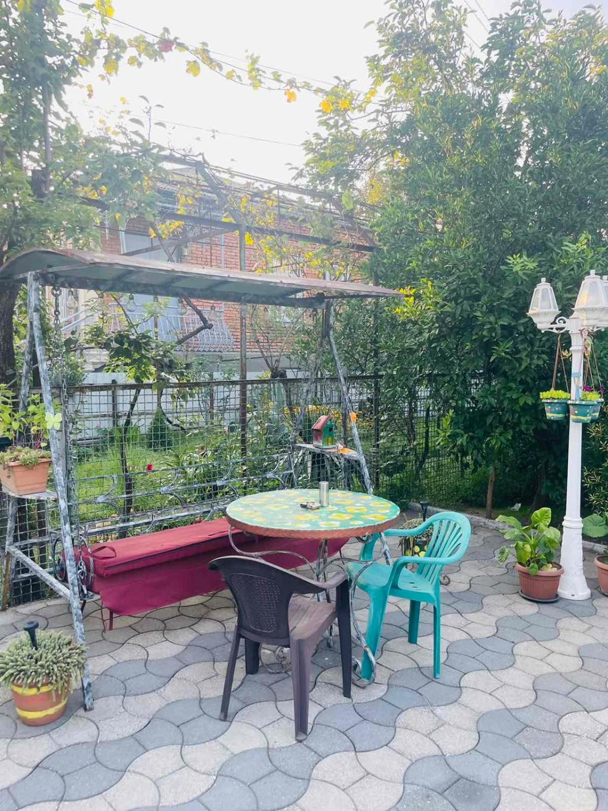 Eliz Garden
