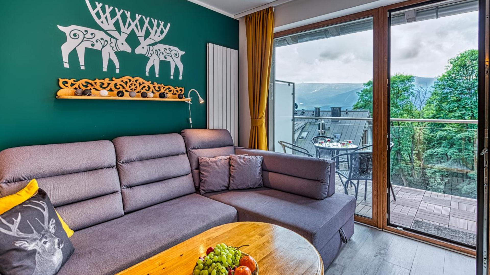 Apartamenty ROYAL APARTS Widok 800 - z panoramą gór