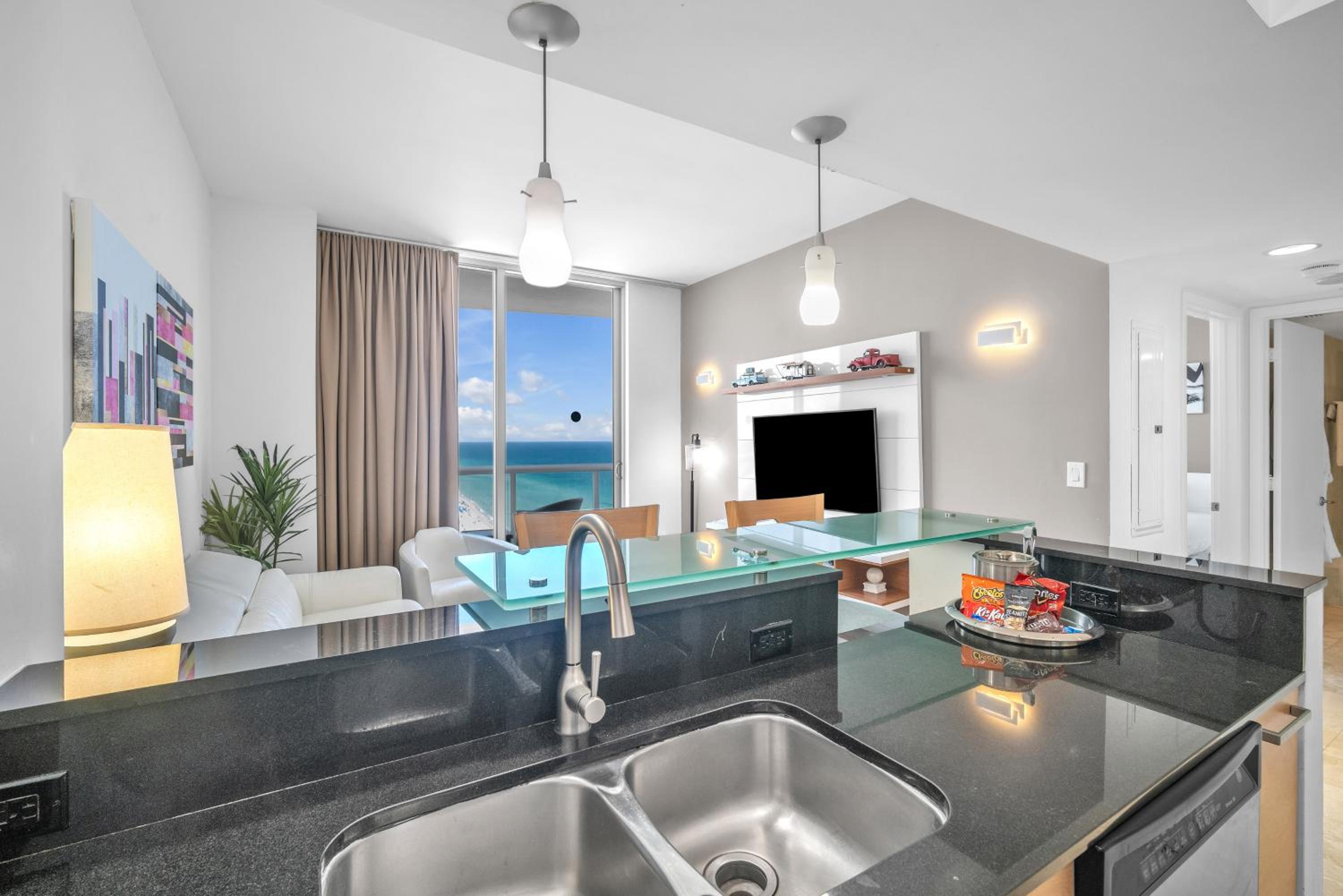 Marenas Beach Resort Sunny Isles PH Ocean View 1Bed 1Bath view 2
