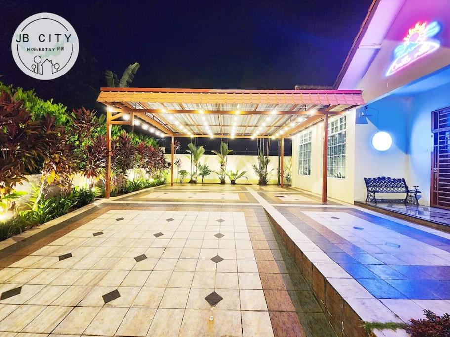 JB Town Villa by RR JBcity