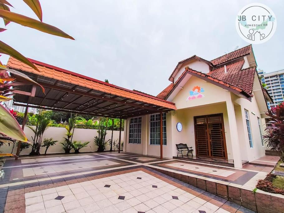 JB Town Villa by RR JBcity