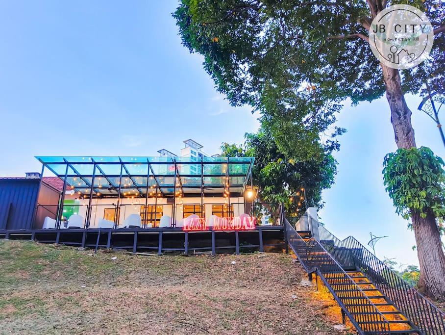 JB Town Villa by RR JBcity