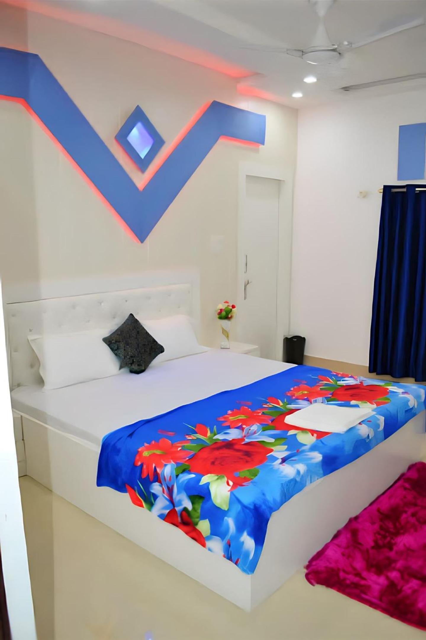 Taj Square A luxurious homestay