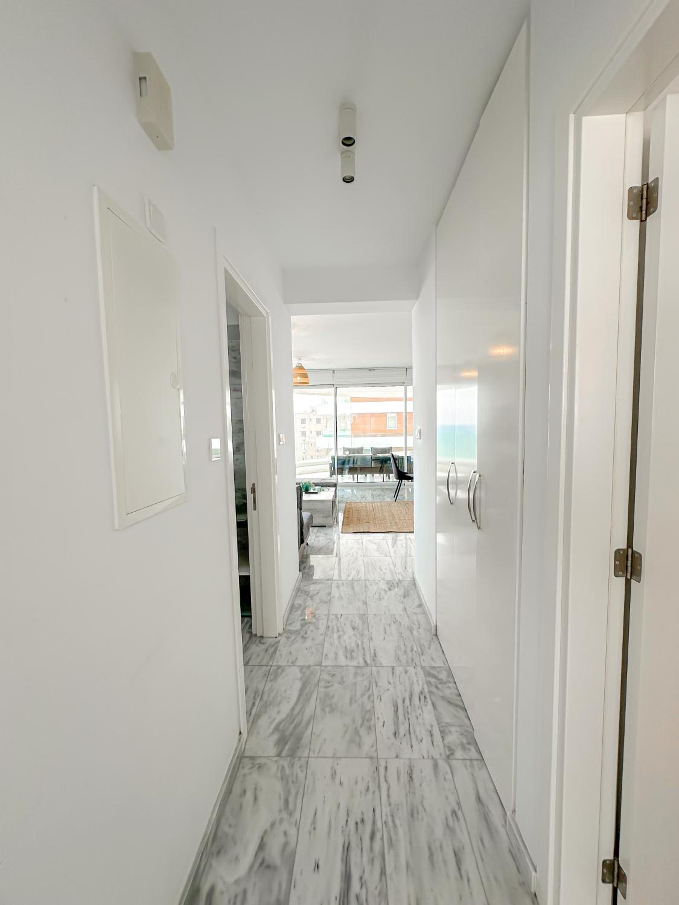 Seaview Pearl in Mackenzie with Pool & Jacuzzi