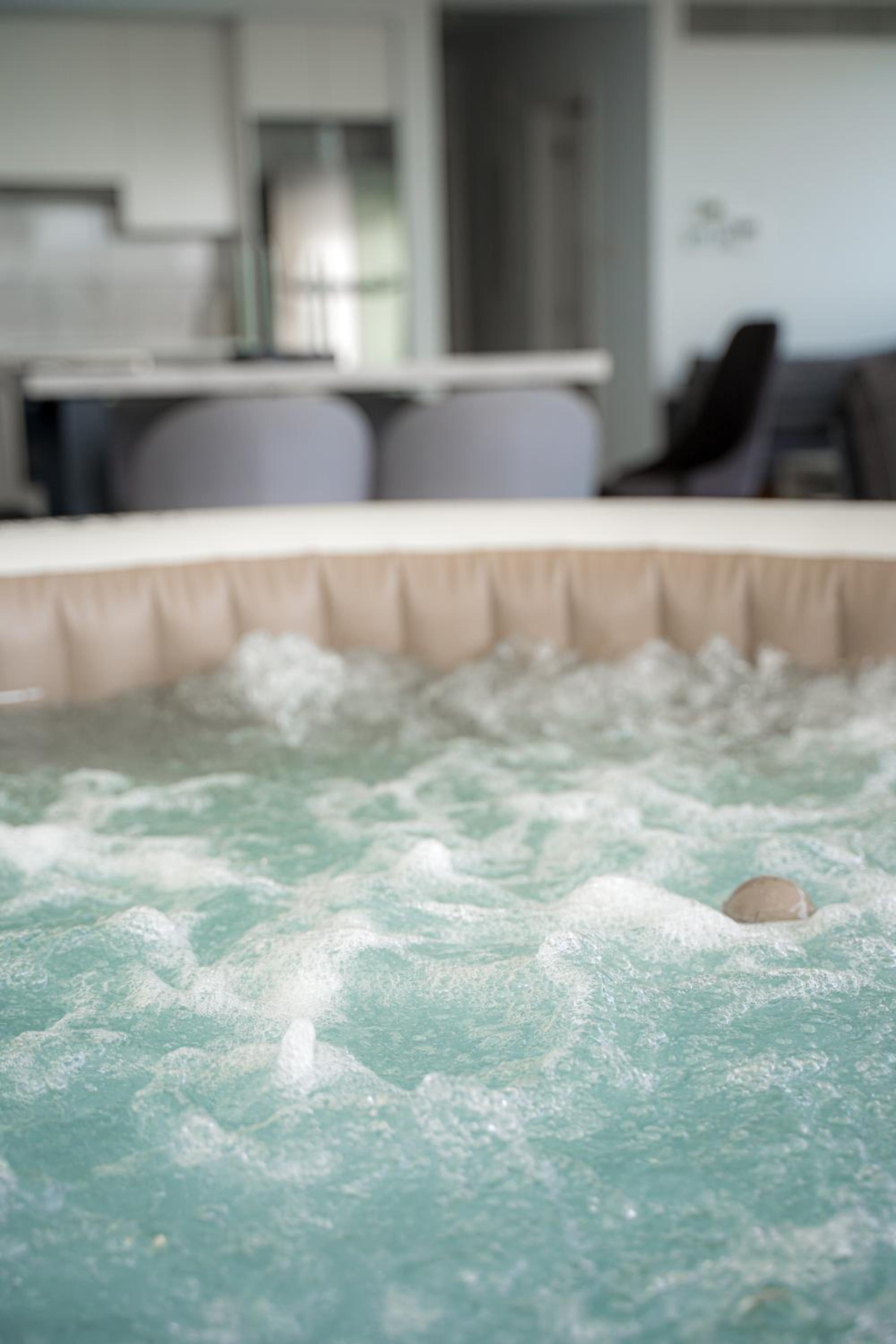 Seaview Pearl in Mackenzie with Pool & Jacuzzi
