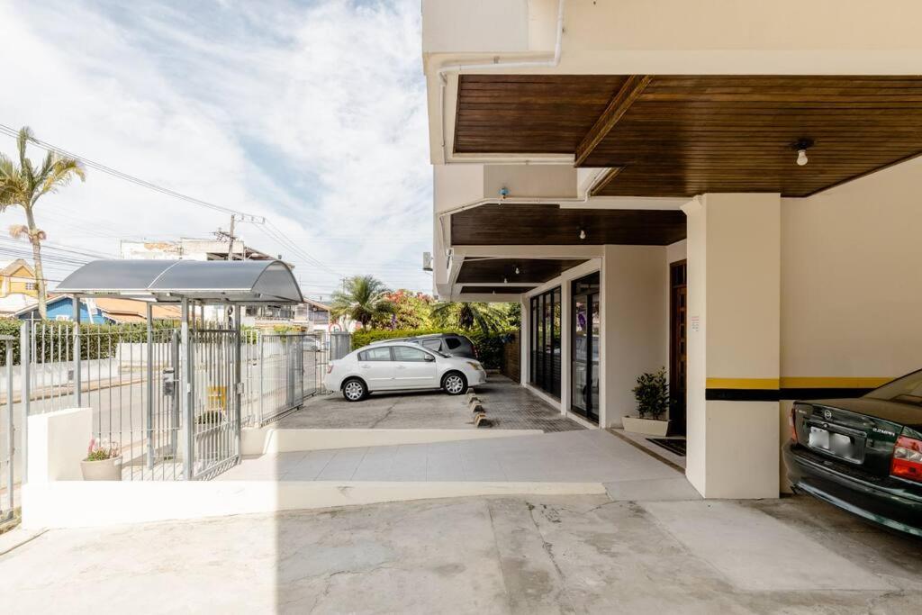 Ótima Suite para 2 pessoas a 2 quadras da praia