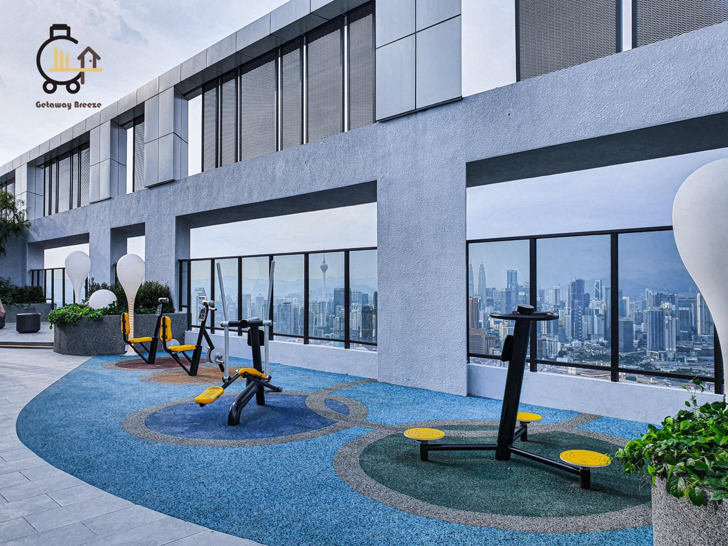 1 min to KL Tallest Residence Heart of Klang Valley