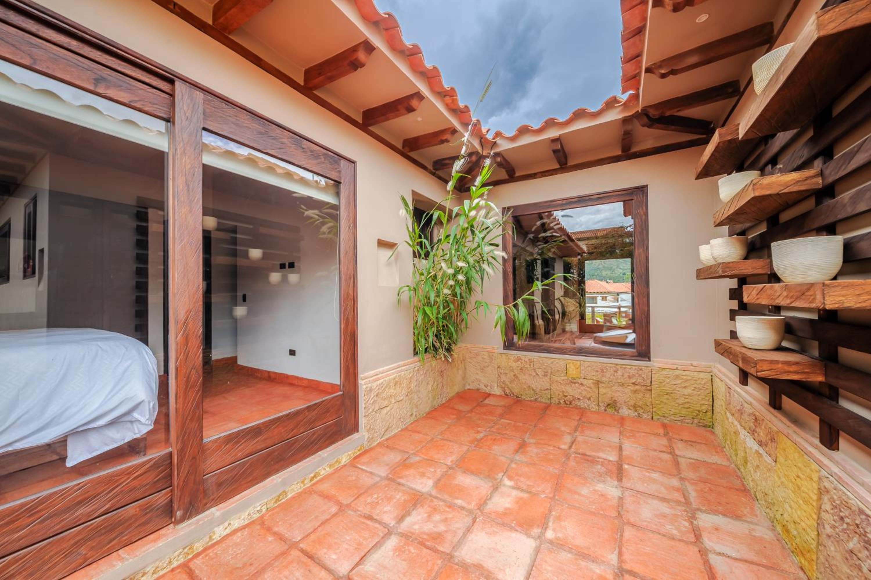 Casa Bugambilia