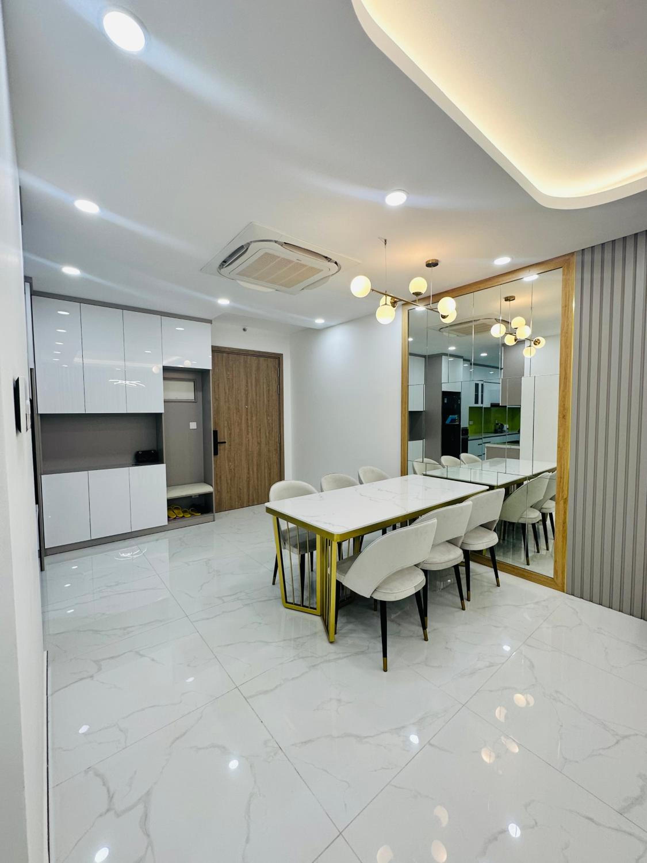 Cho thuê Căn hộ full nội thất khu Diamond Alnata