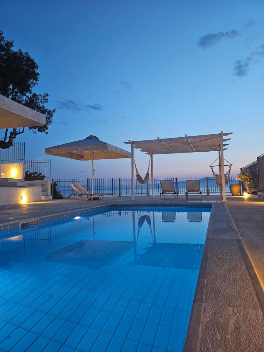 Pouletis Family Villas Sea Apartments photo 1