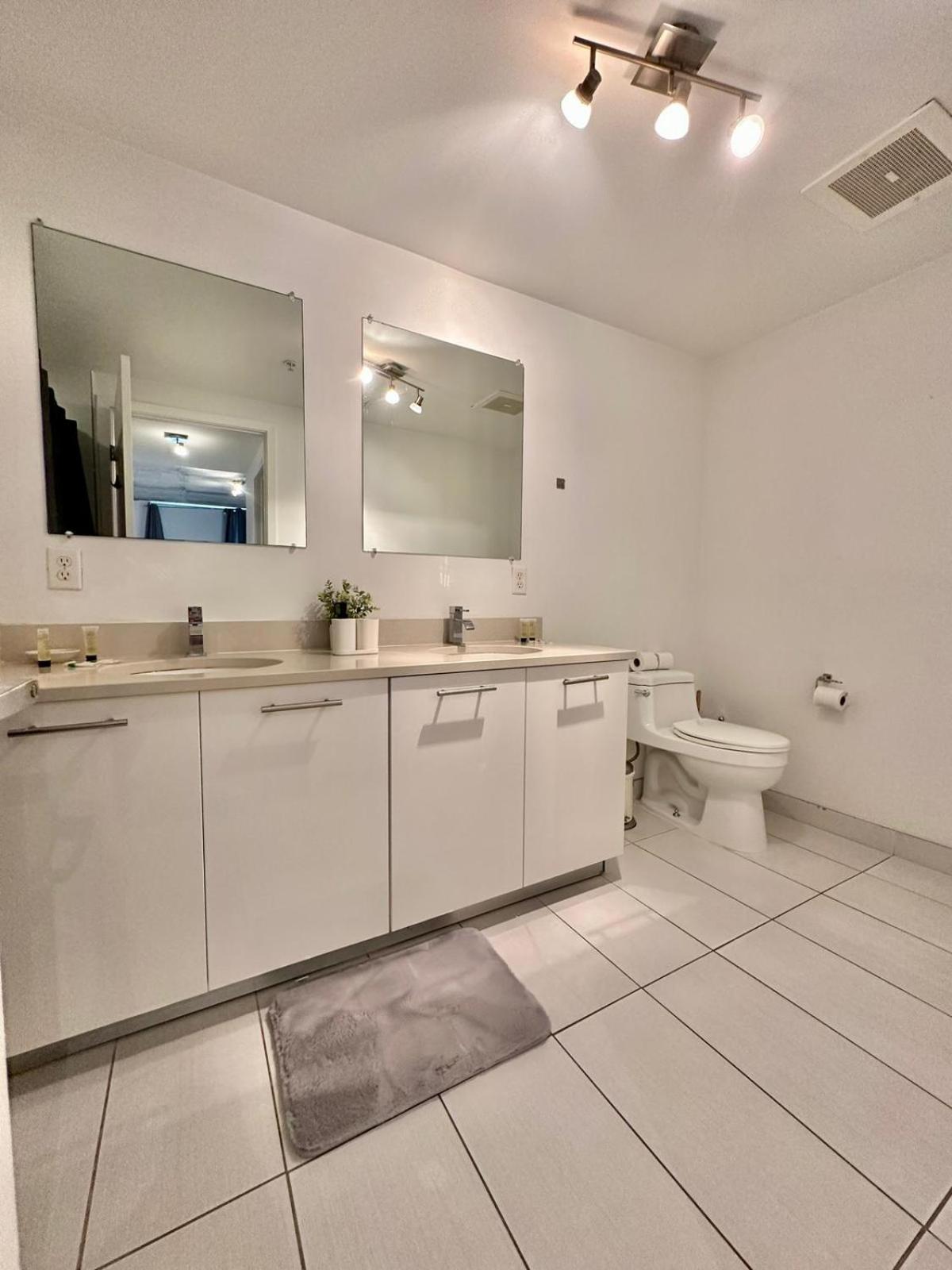 Fantastic Family Relax 2Br condo At Midblock Miami