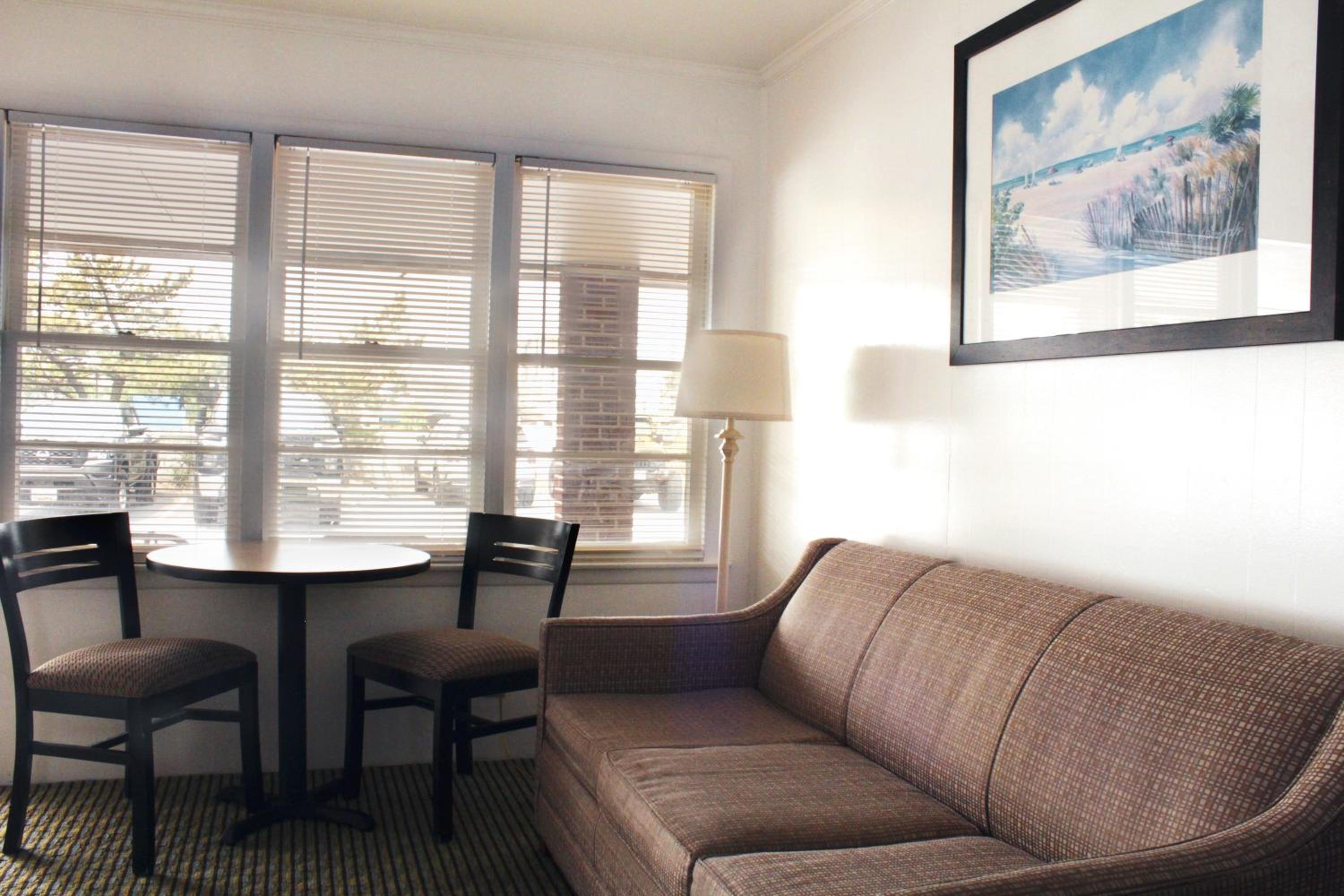 Oceanic Motel