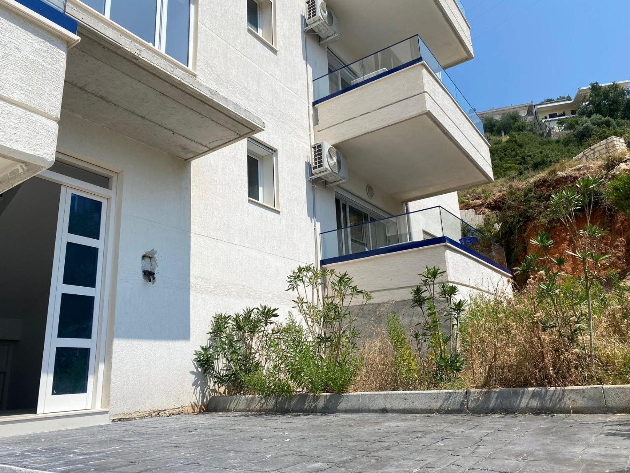 LIV Apartments