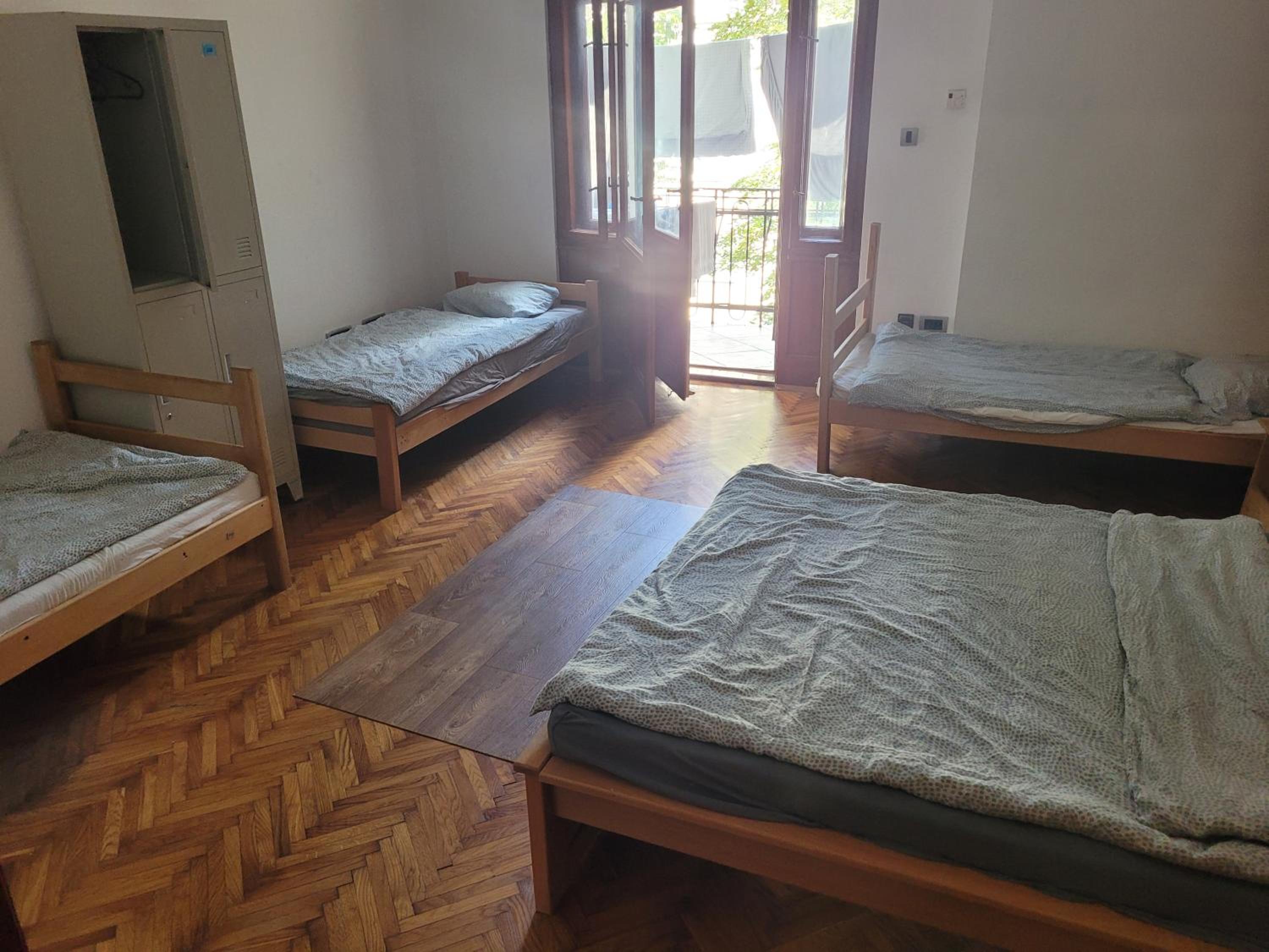 Photo 11