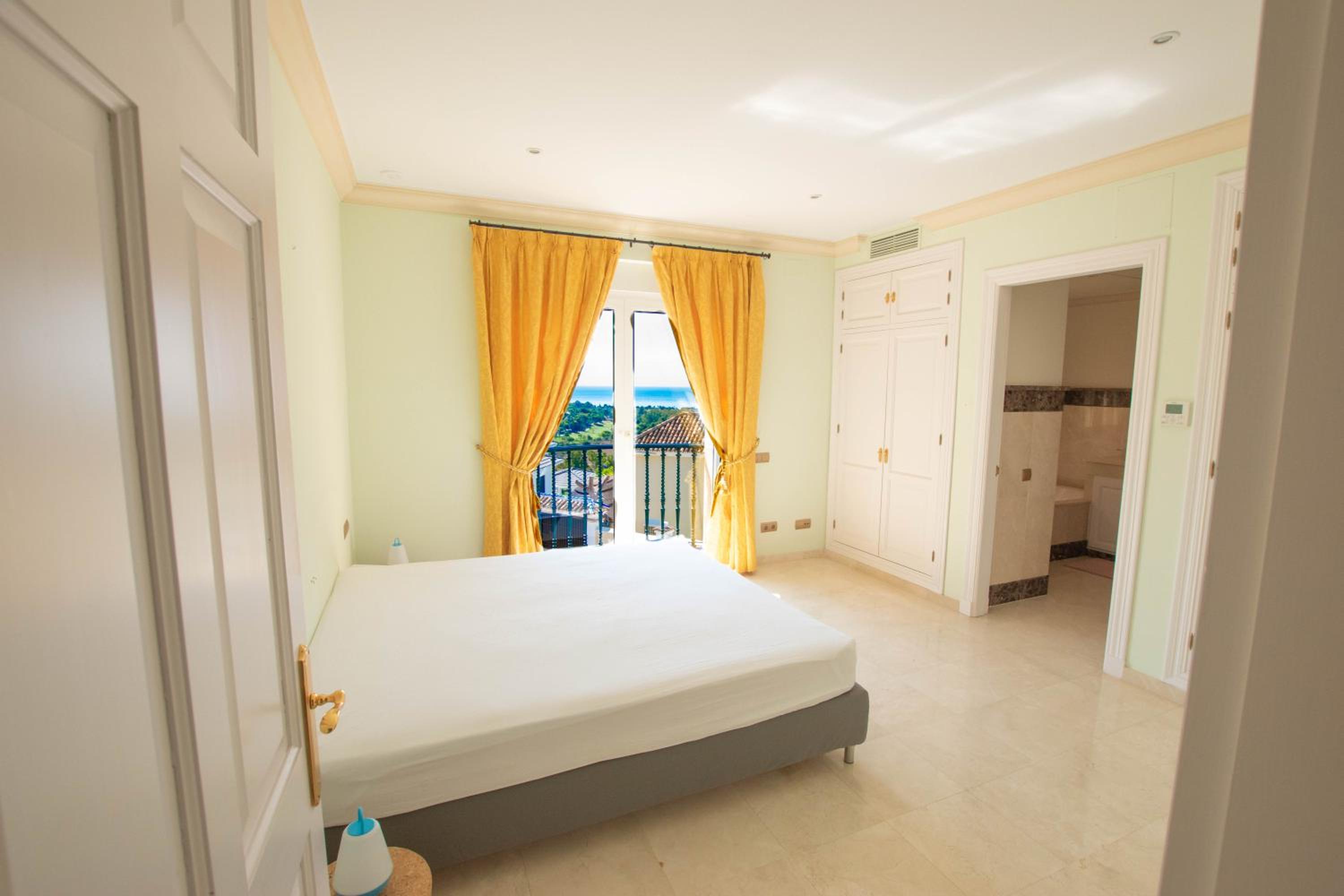 Seaviews Villa in El Paraiso
