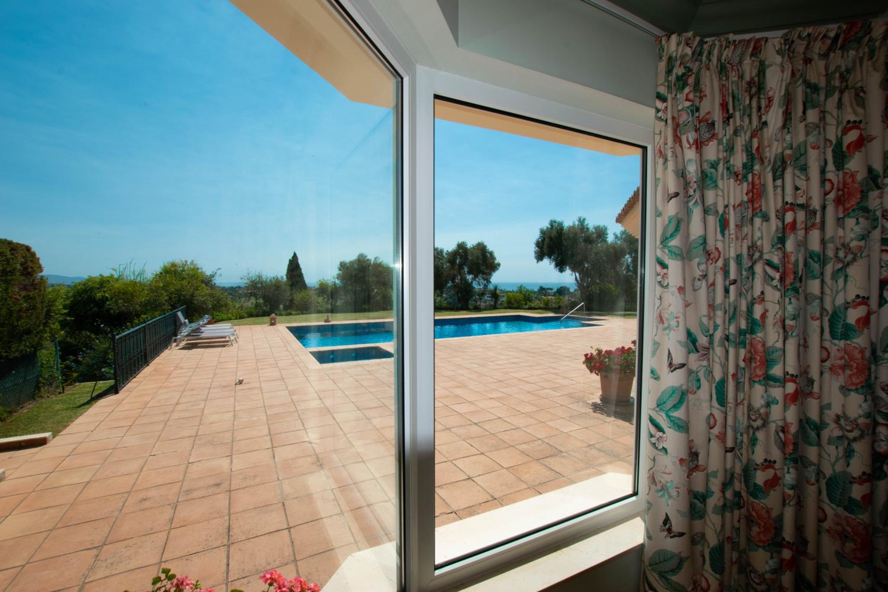 Seaviews Villa in El Paraiso