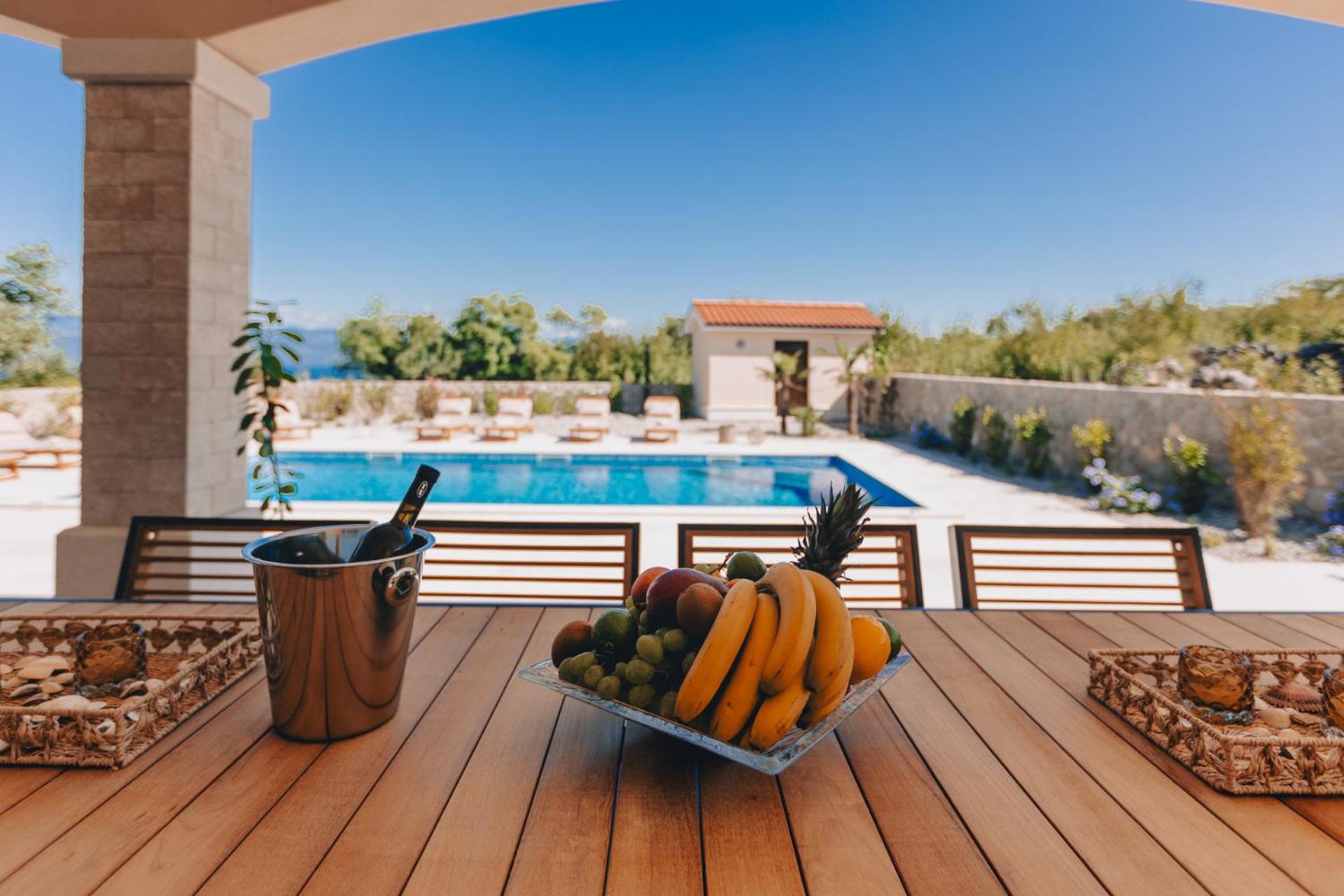 Luxury Villa Glabrova with pool and sauna near the sea on Krk island