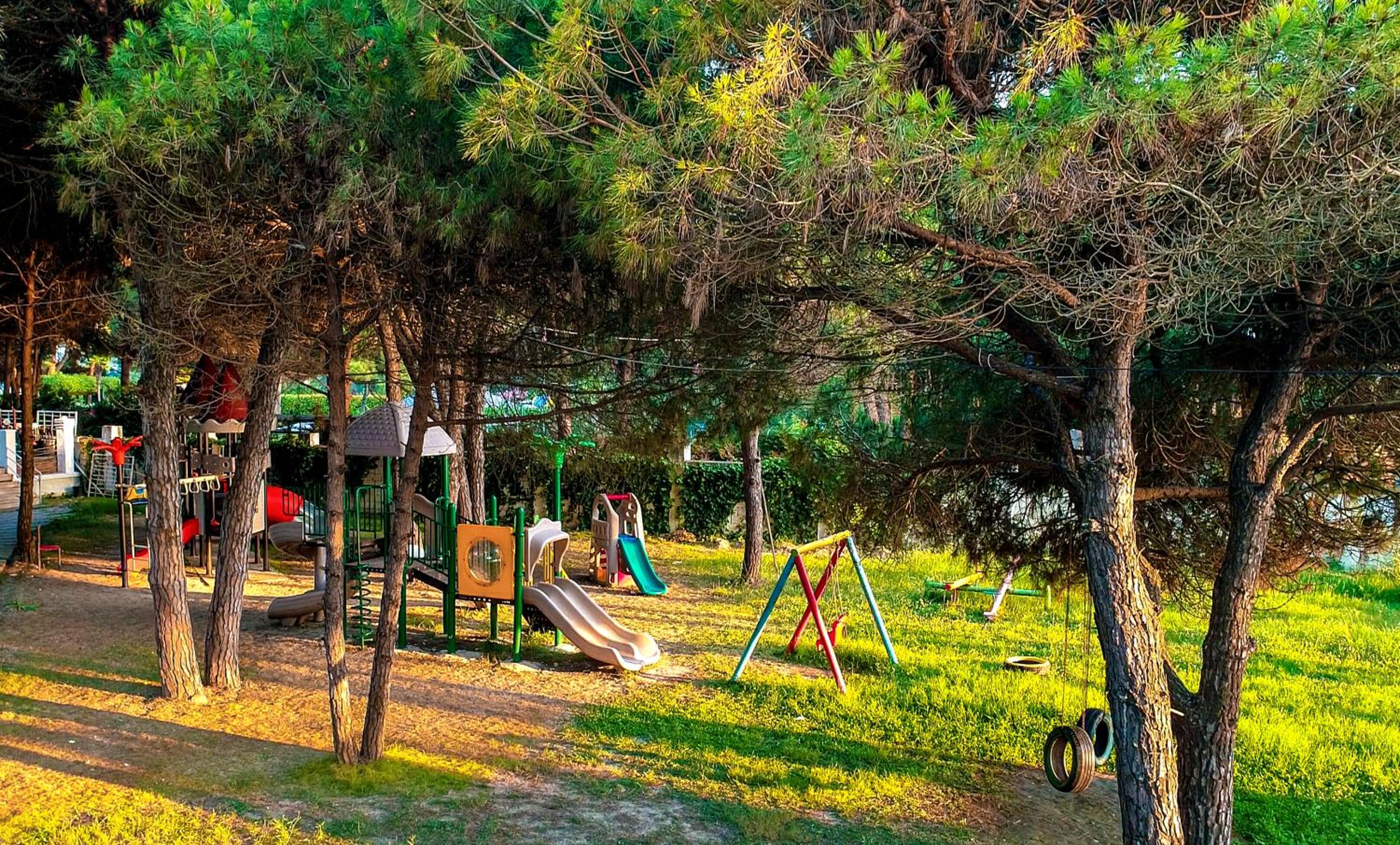 Marea Resort