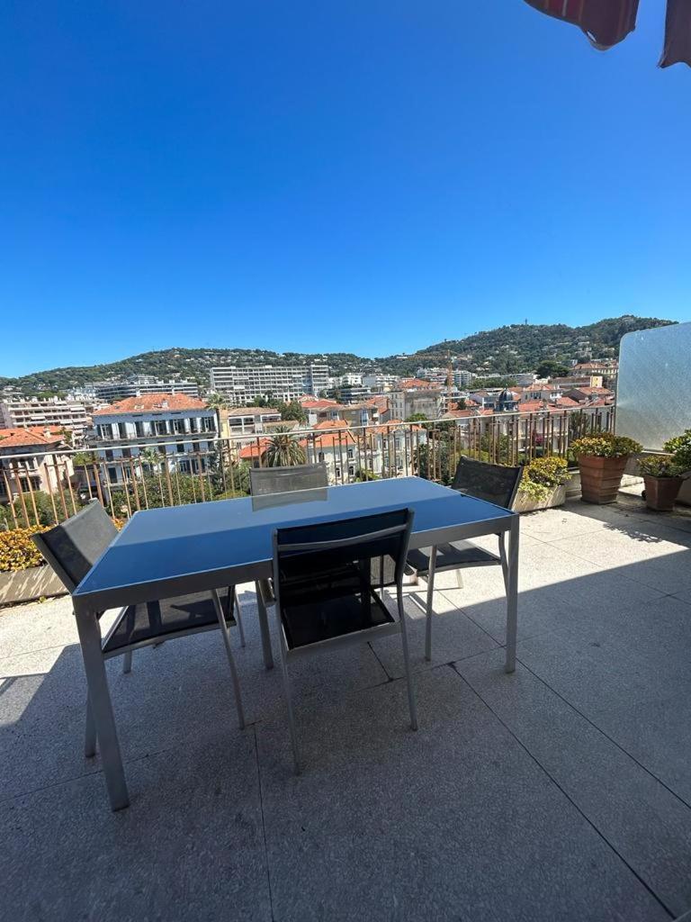 Cannes Satellite photo 2