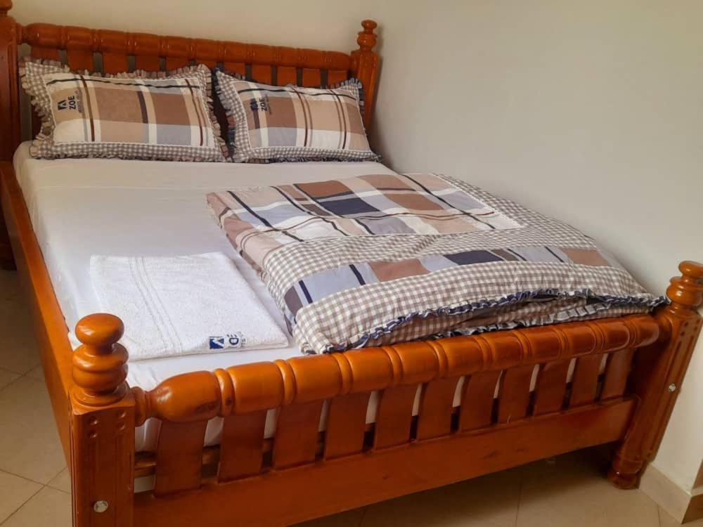 Zoe Heights Guest House view 4