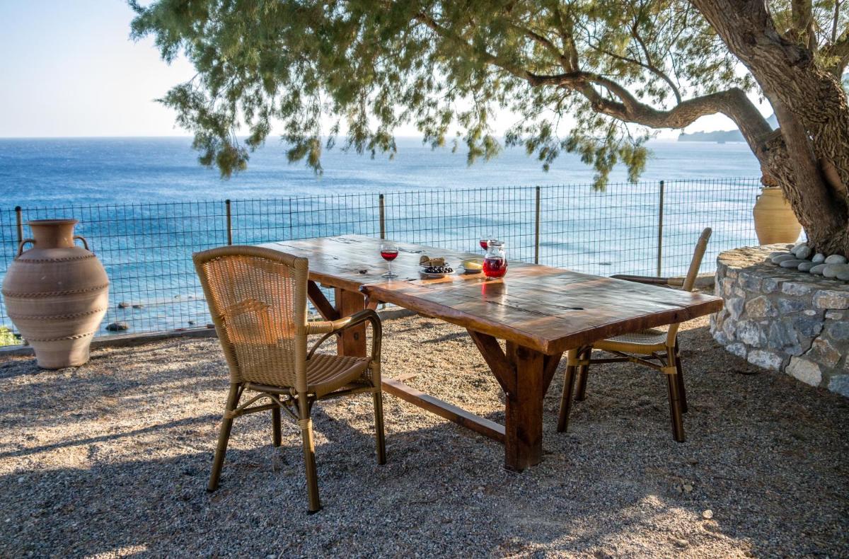 Eleni Goumenaki Plakias Studios view 2