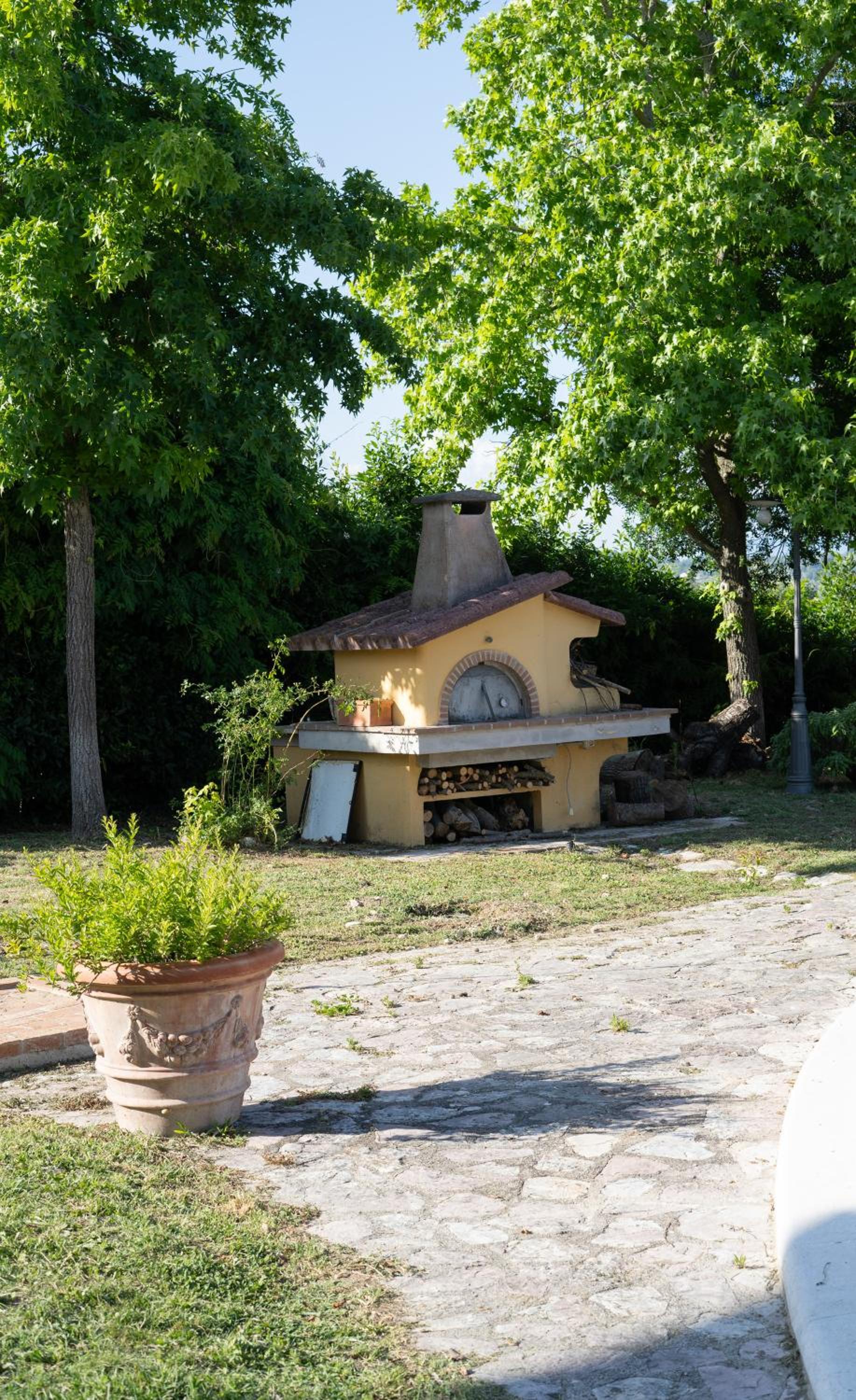 Photo 16