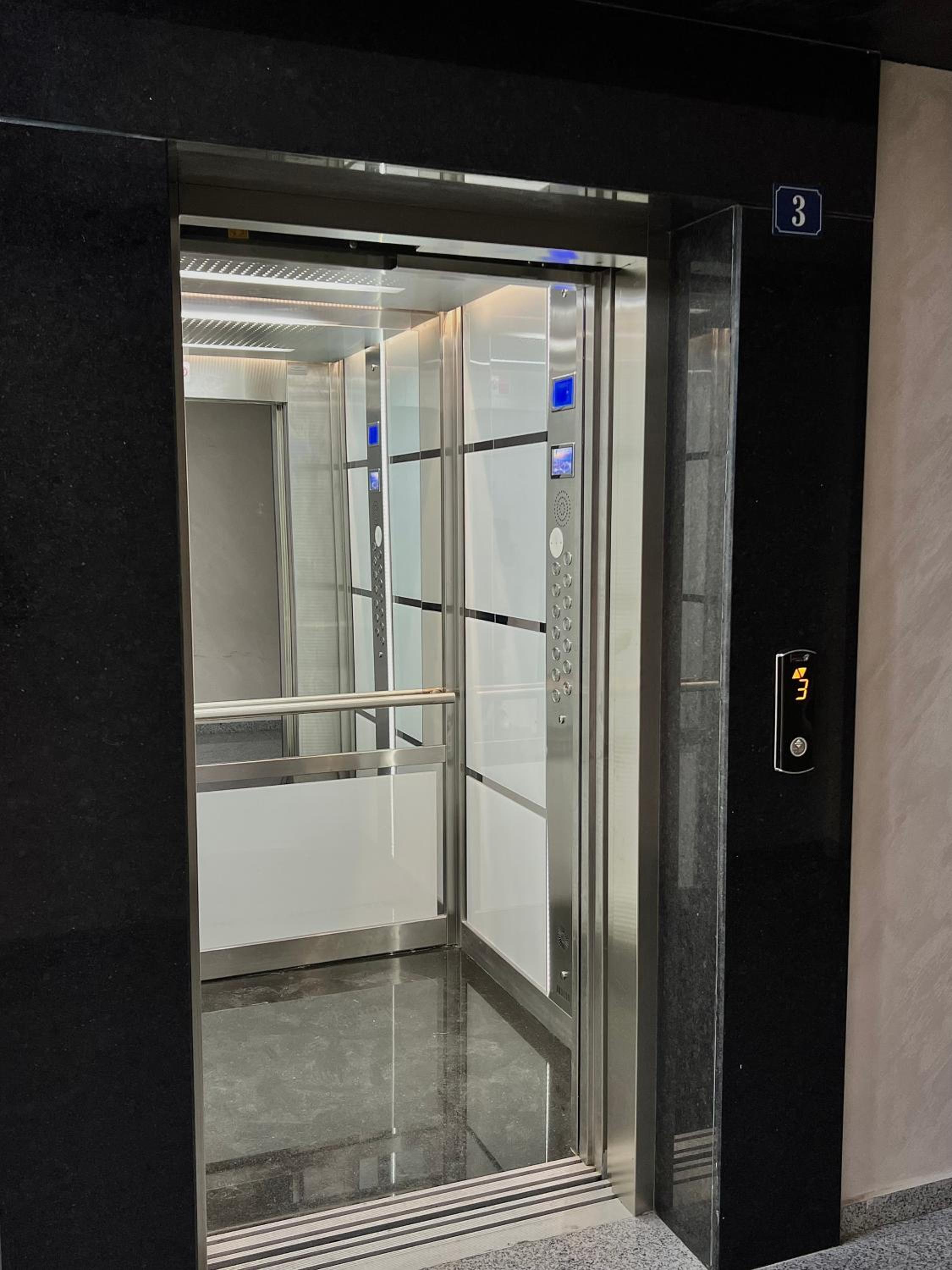 Ultra Lux Apartment Free Underground Secure Parking