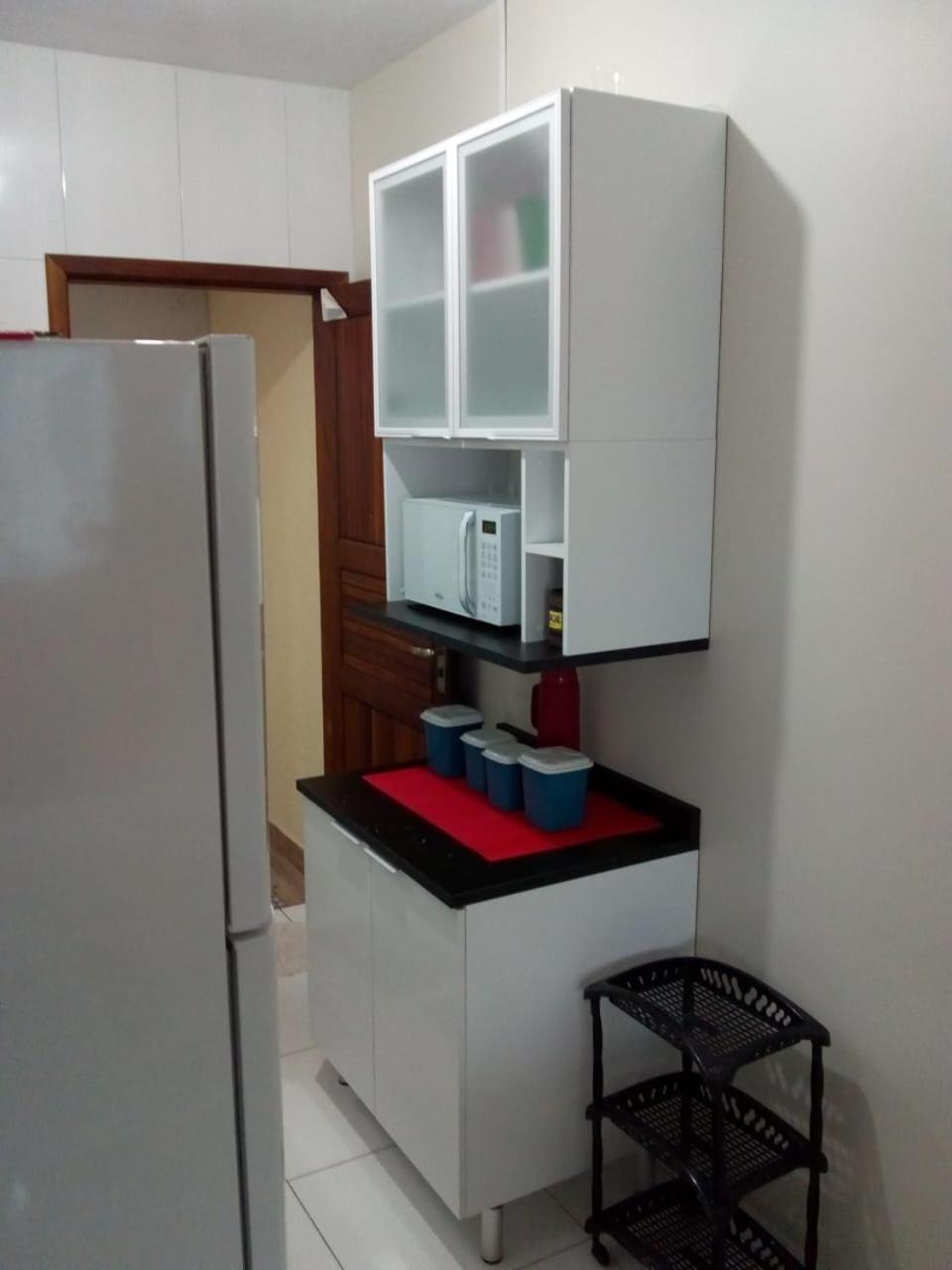 Excelente casa na praia em Matinhos PR. 600 metros da praia.