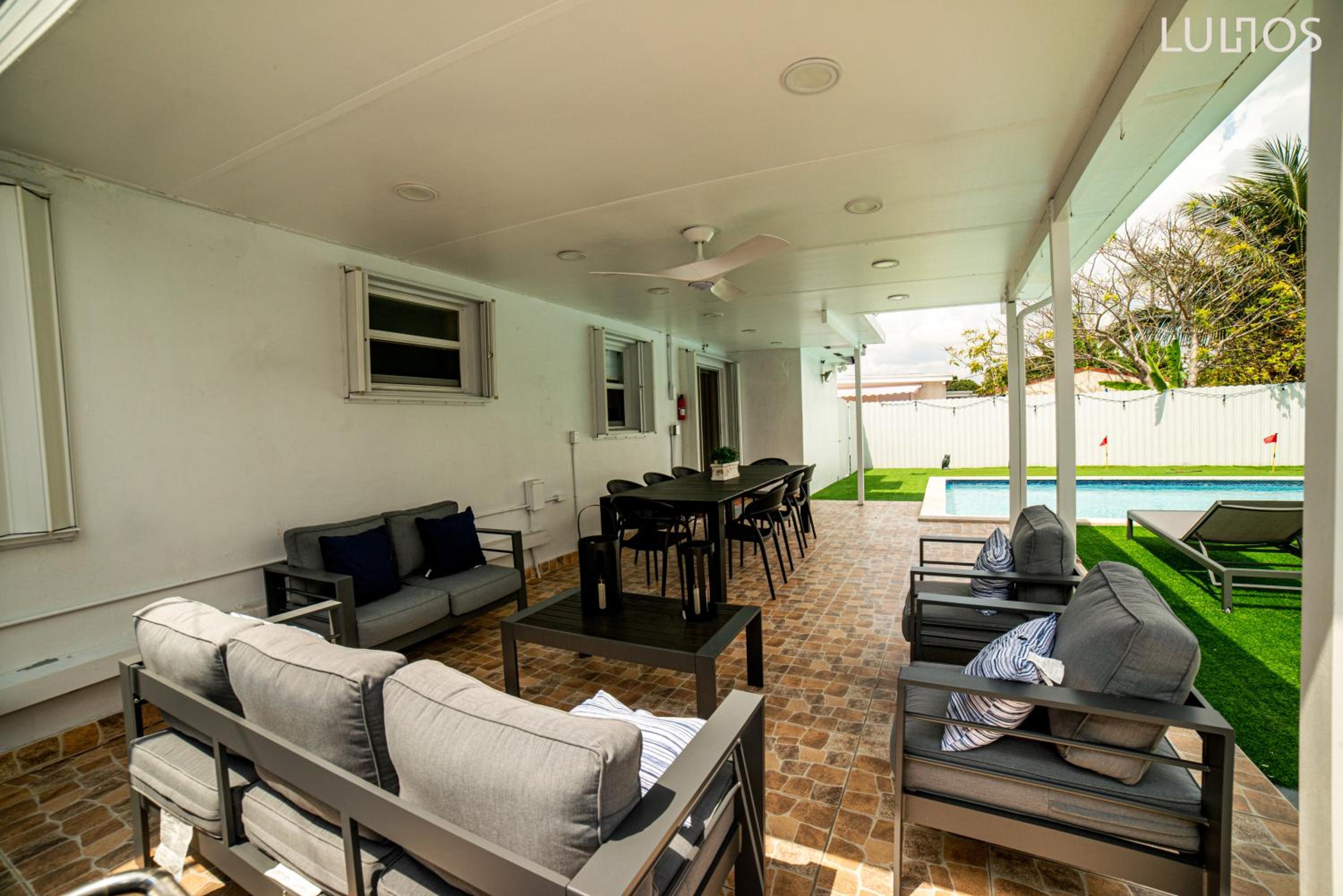 lounge