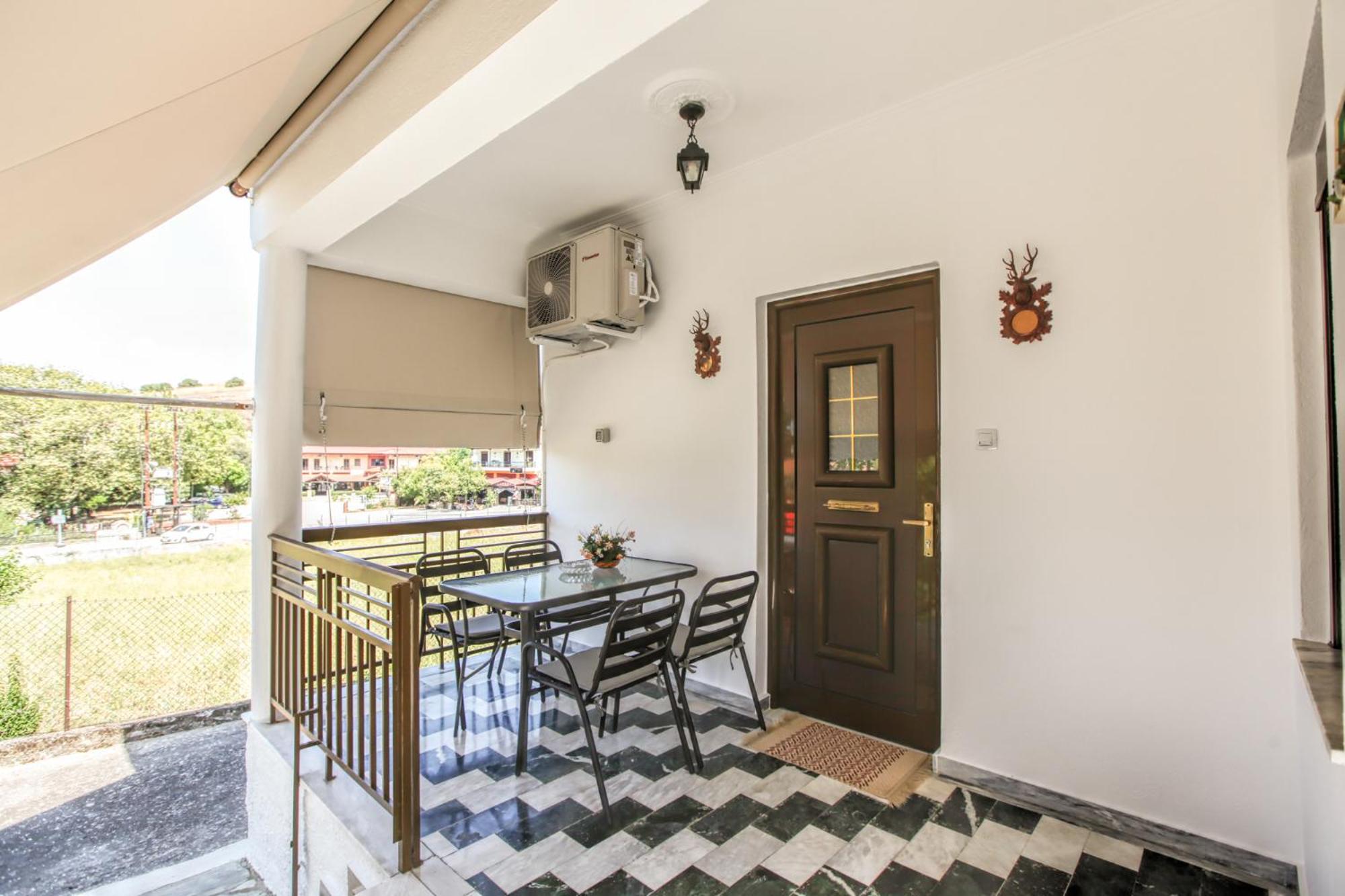 SOCRATES Ethnic and traditional Home
