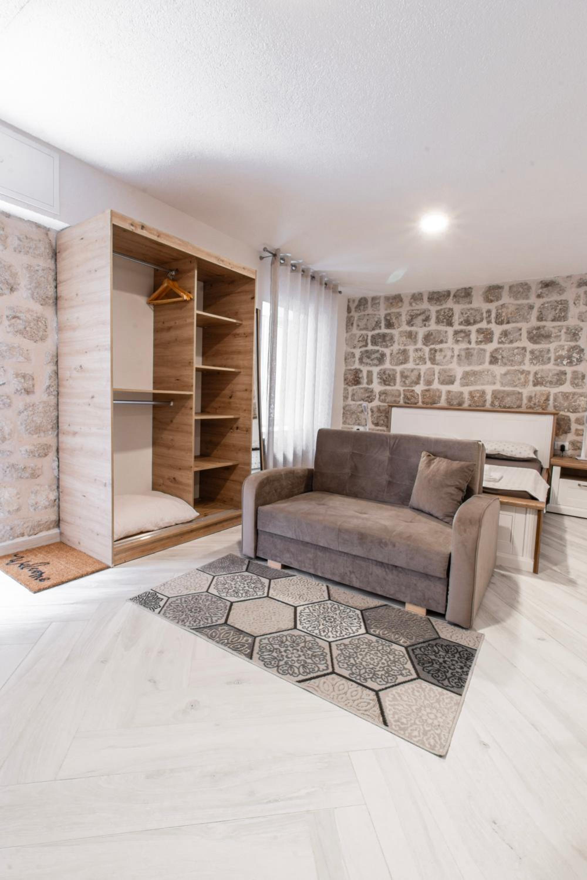 Apartments Florian