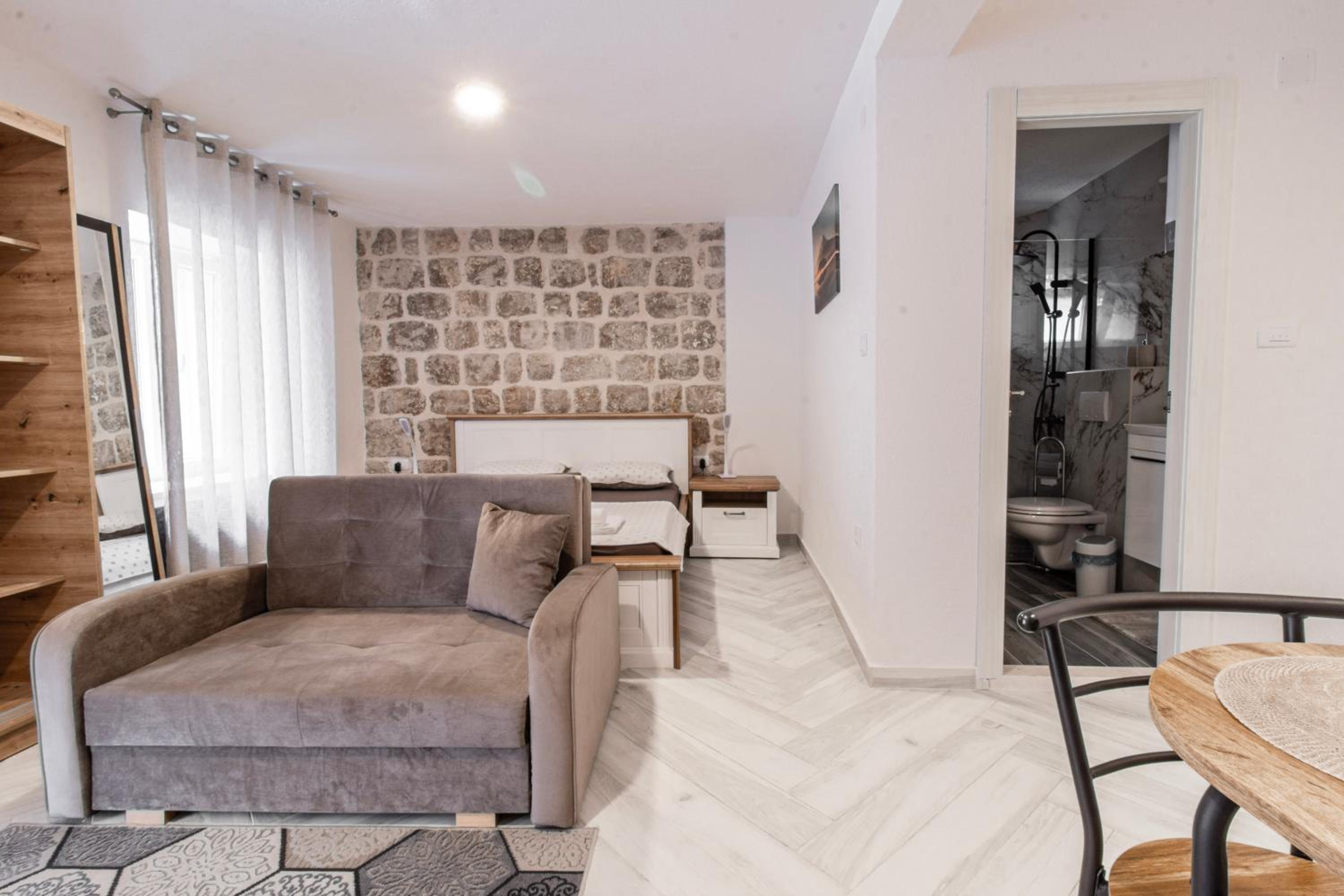 Apartments Florian