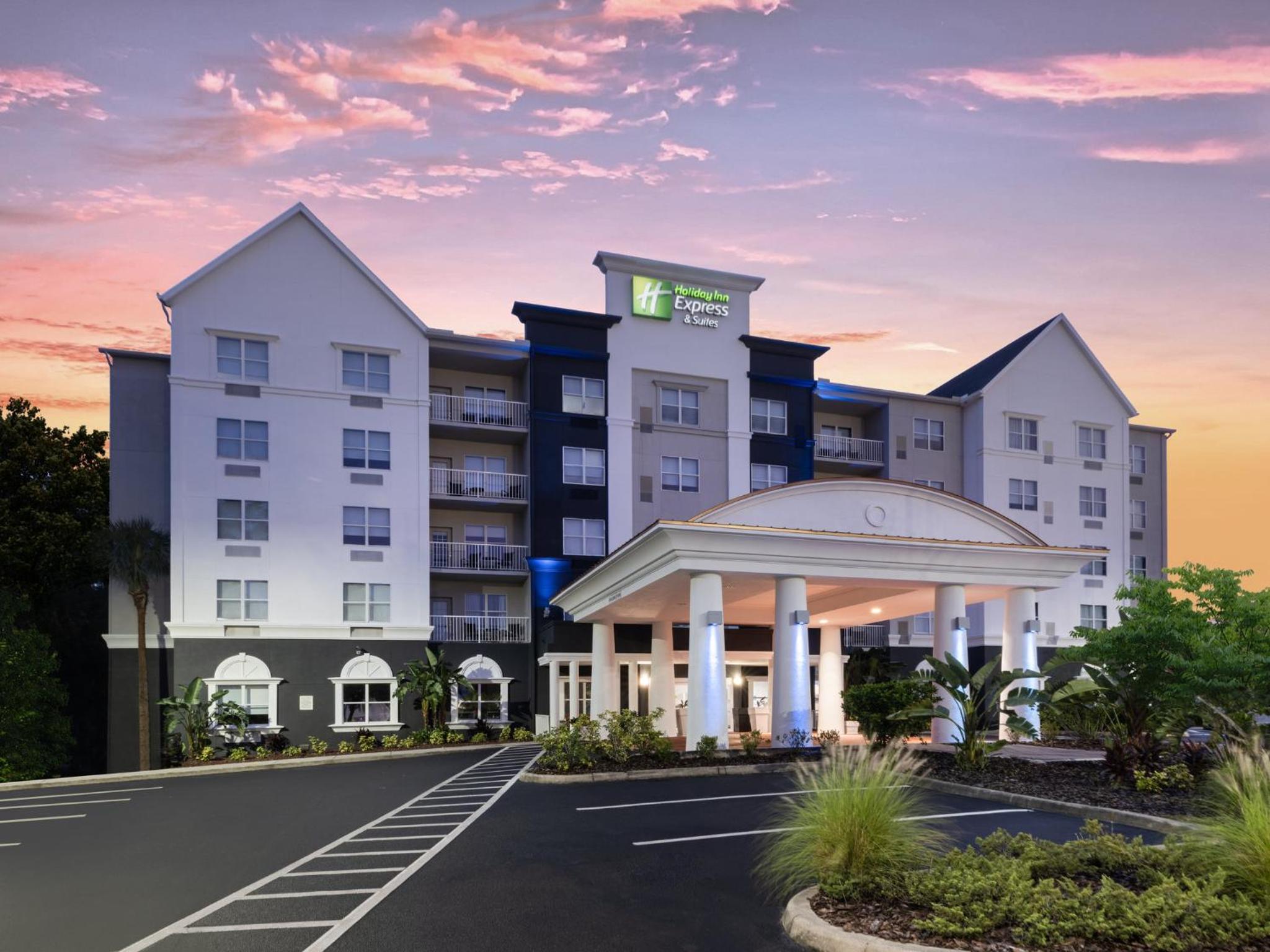 Hotel Holiday Inn Express & Suites Lakeland North - I-4 By Ihg