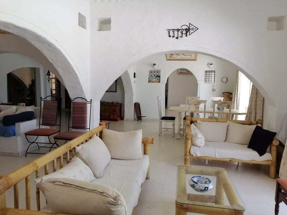 Photo 24