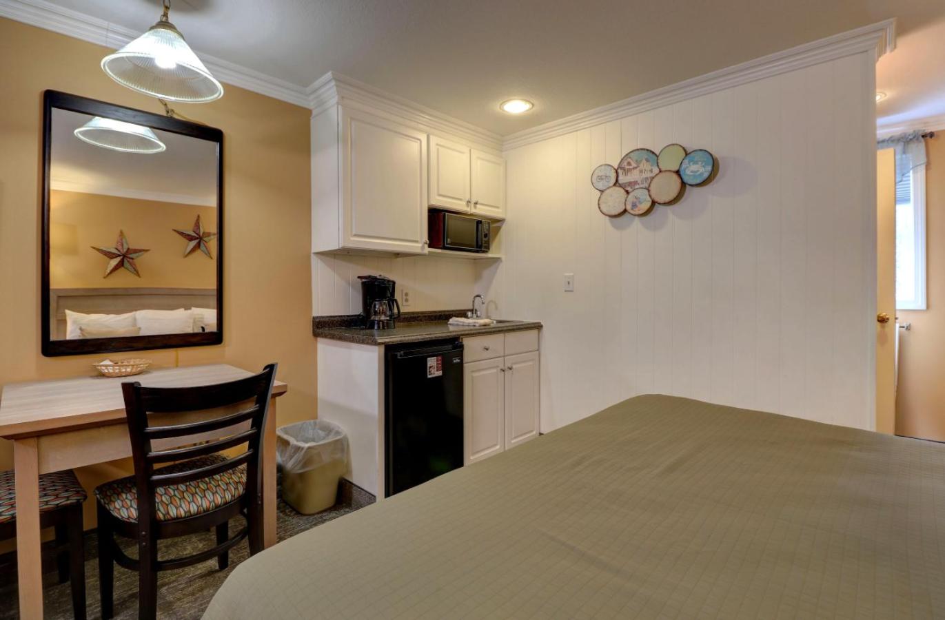 Sea Mist Resort Motel view 3
