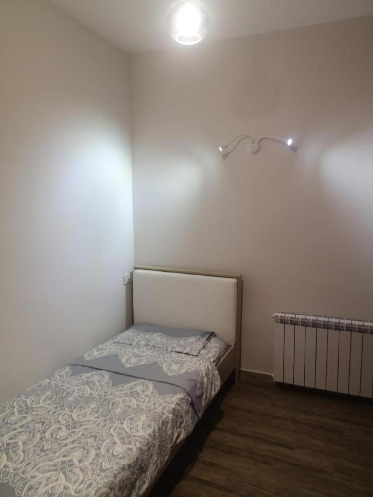 City Center Spacious 3 Bedroom+ 2.5 Bathrooms , Stunning View + Open Balcony For Families and Groups