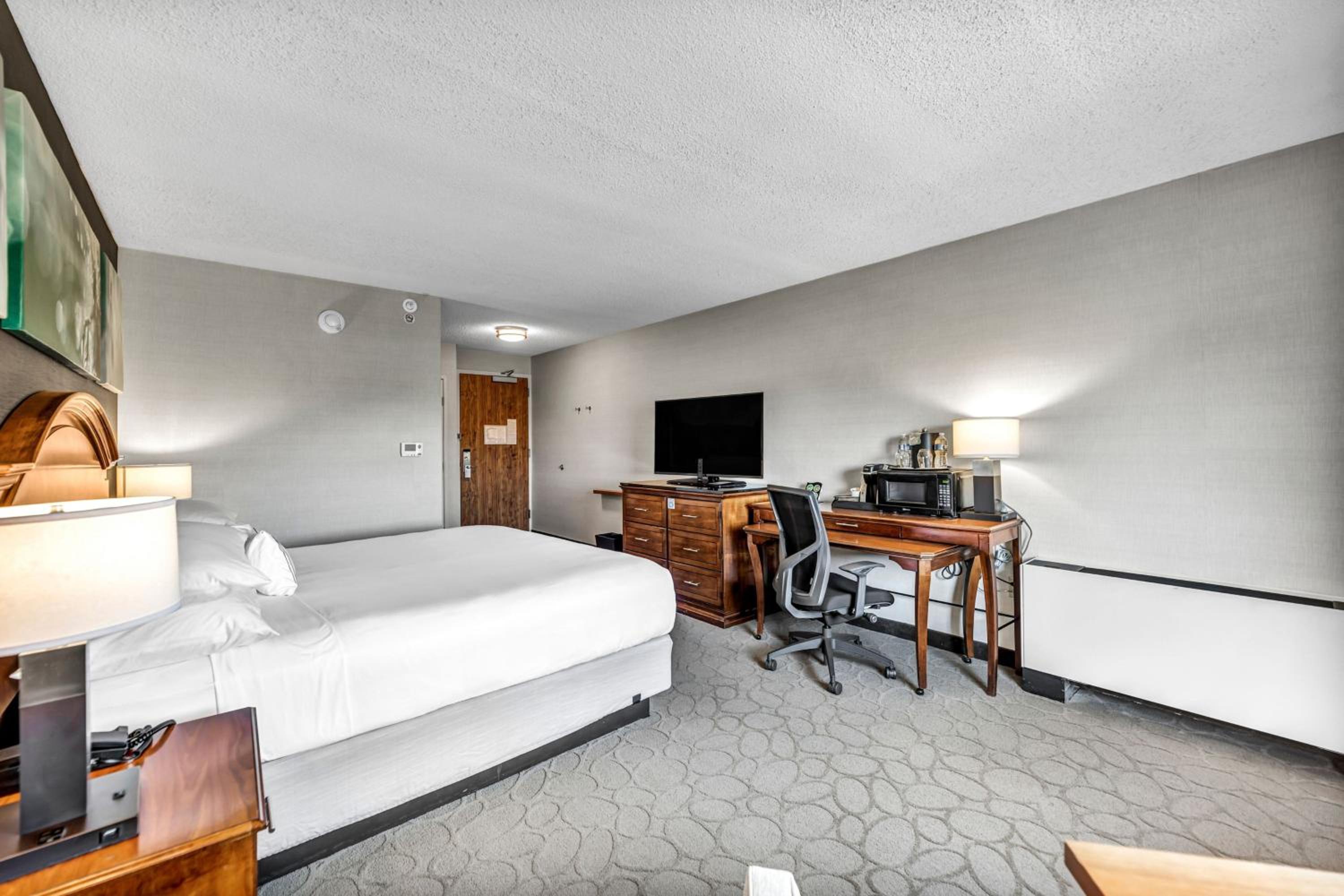 Delta Hotels by Marriott Mount Pleasant - Property Image 4