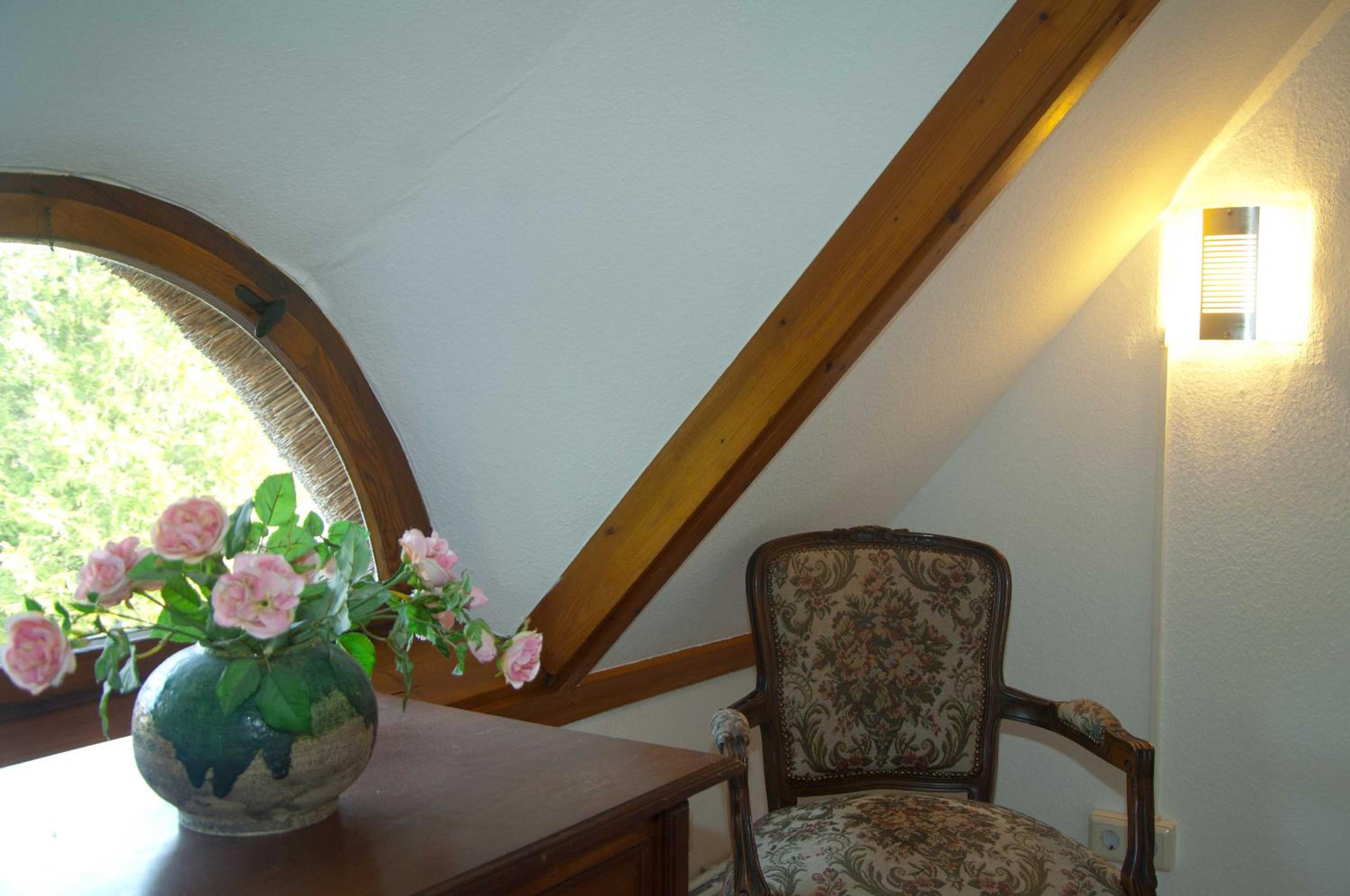 Reeddachhaus mit Seeblick - Ruhe - traumhafter Lage am Selliner See