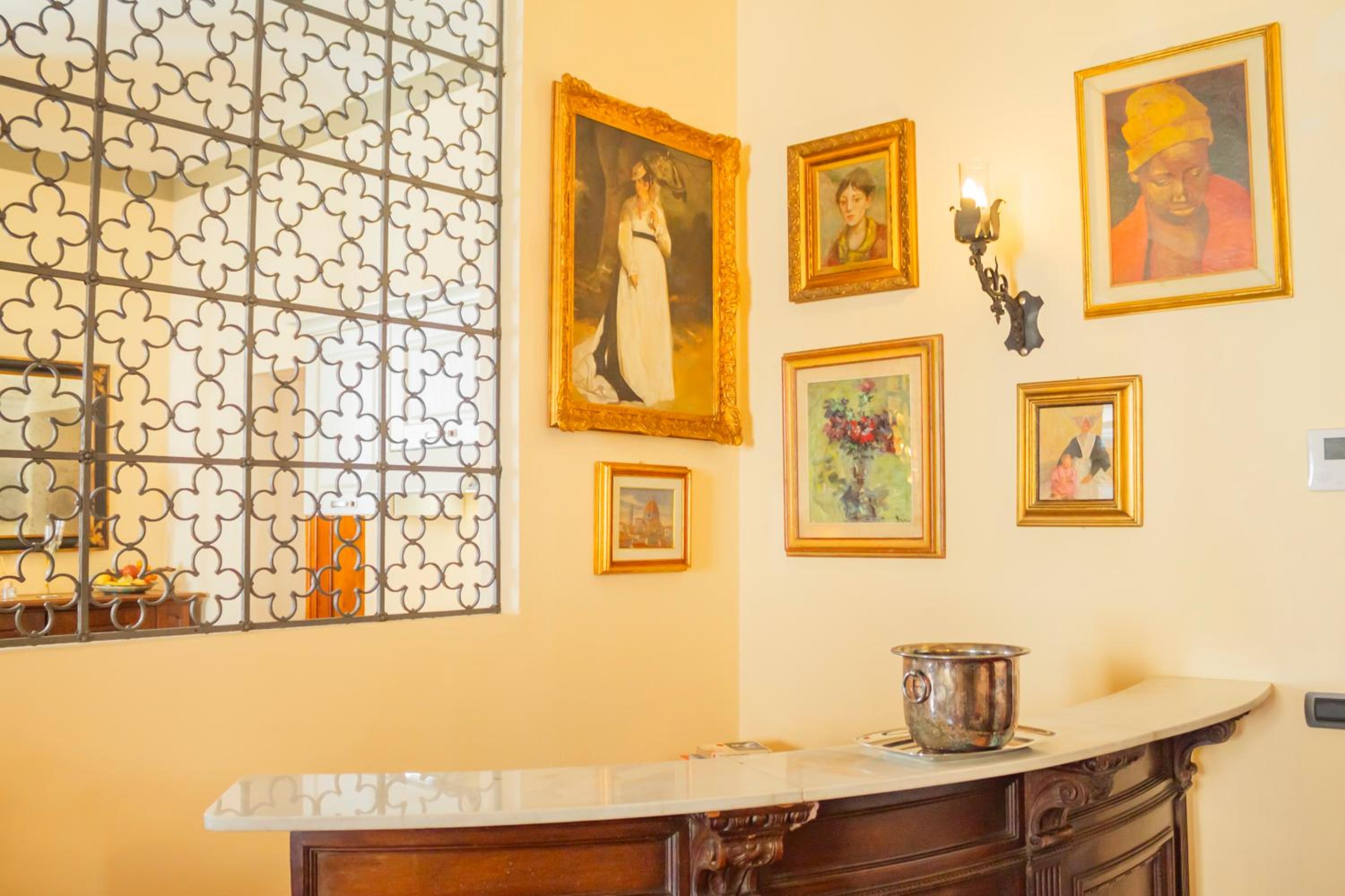 Hotel Brunelleschi Imperial House - Image 1