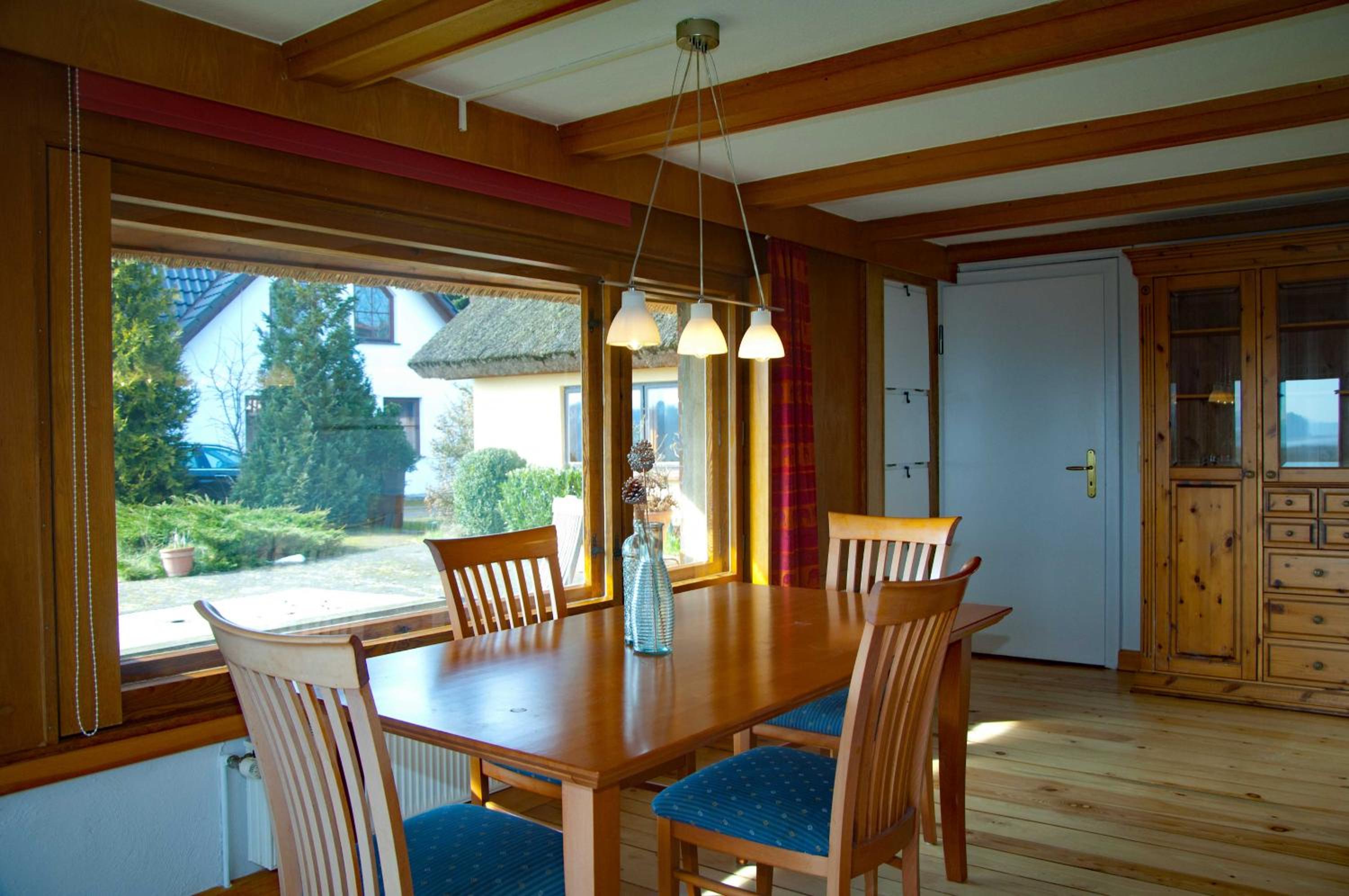 Reeddachhaus mit Seeblick - Ruhe - traumhafter Lage am Selliner See