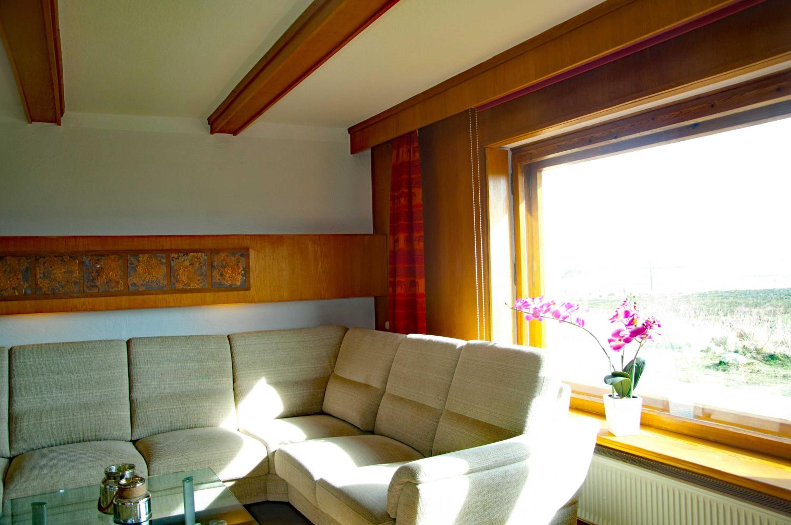 Reeddachhaus mit Seeblick - Ruhe - traumhafter Lage am Selliner See