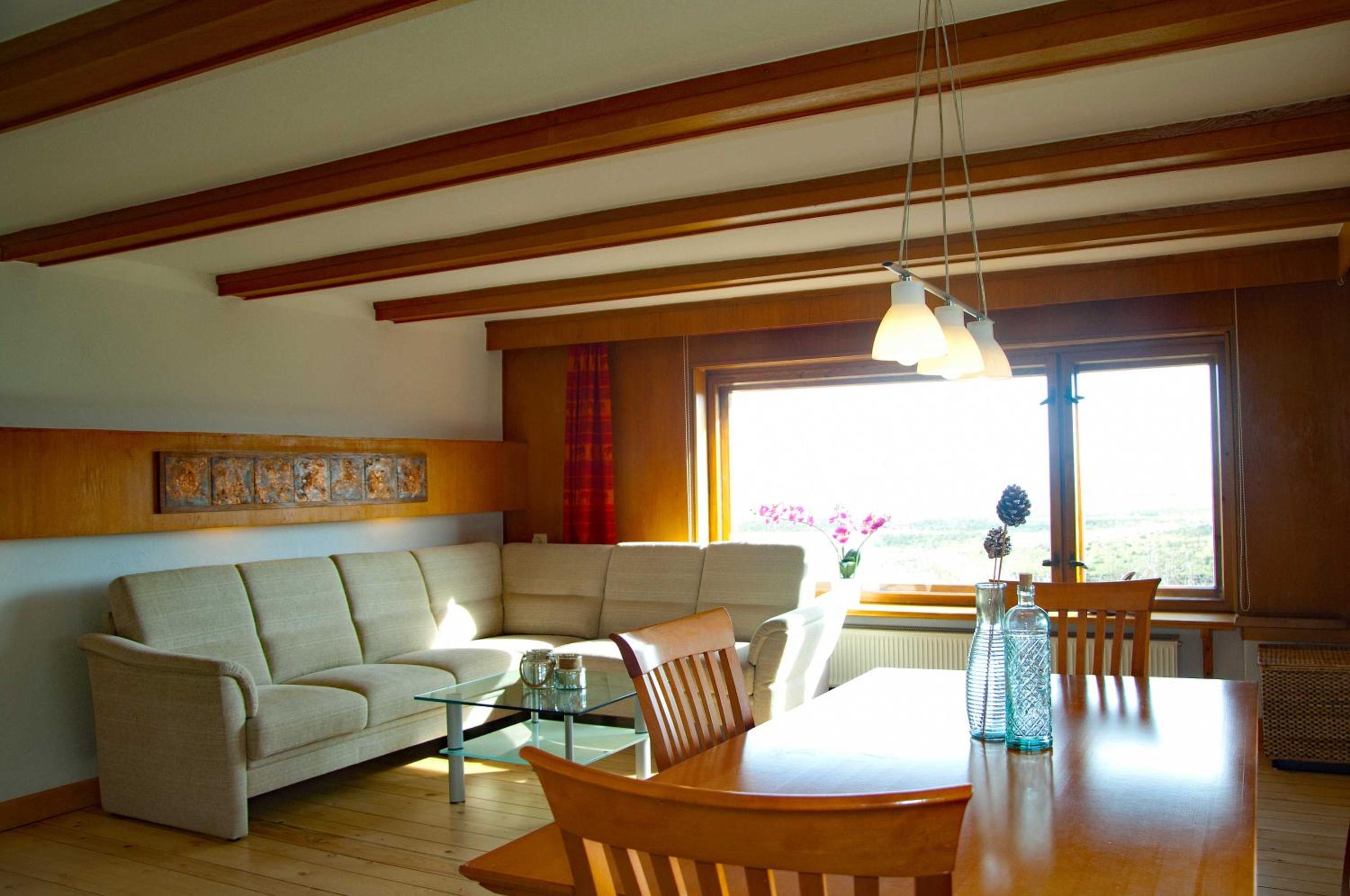 Reeddachhaus mit Seeblick - Ruhe - traumhafter Lage am Selliner See