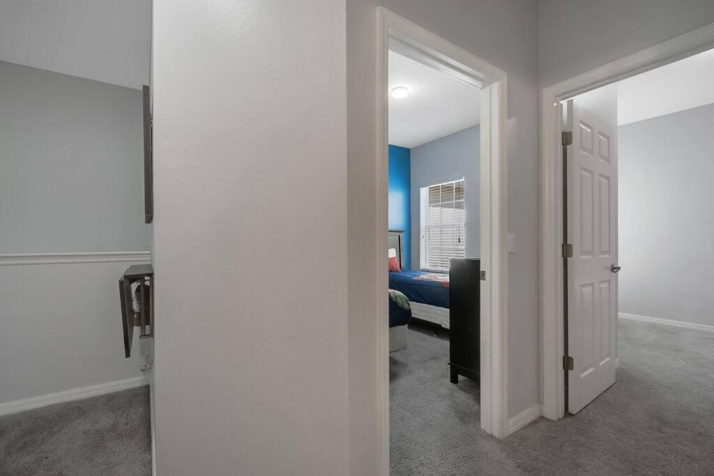 Pool, Family-friendly - World Class, Modern Home