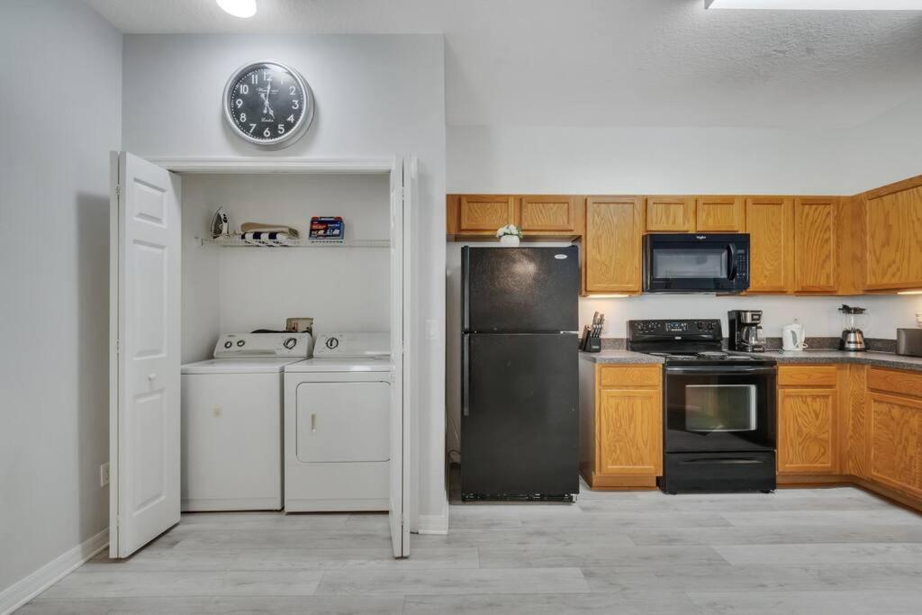 Pool, Family-friendly - World Class, Modern Home