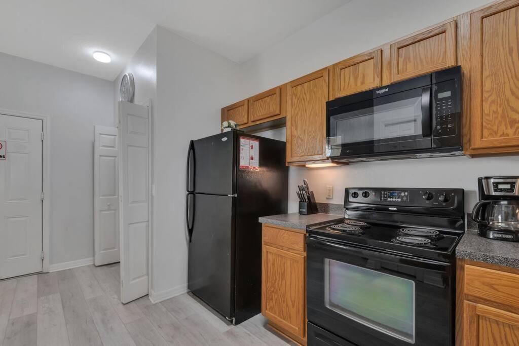 Pool, Family-friendly - World Class, Modern Home
