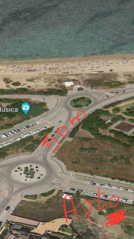 Apartamento primera línea de playa con piscina