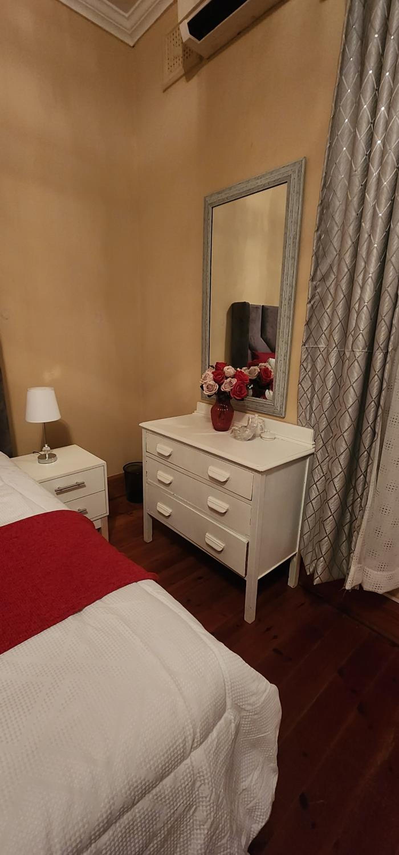 Zopry's Guest House