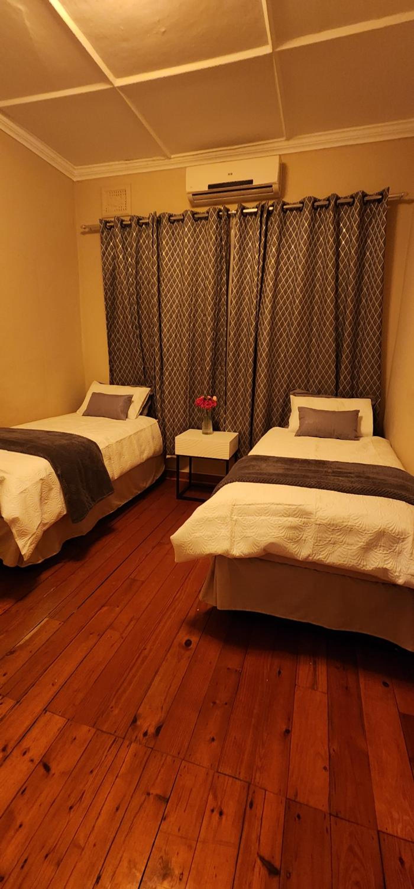 Zopry's Guest House